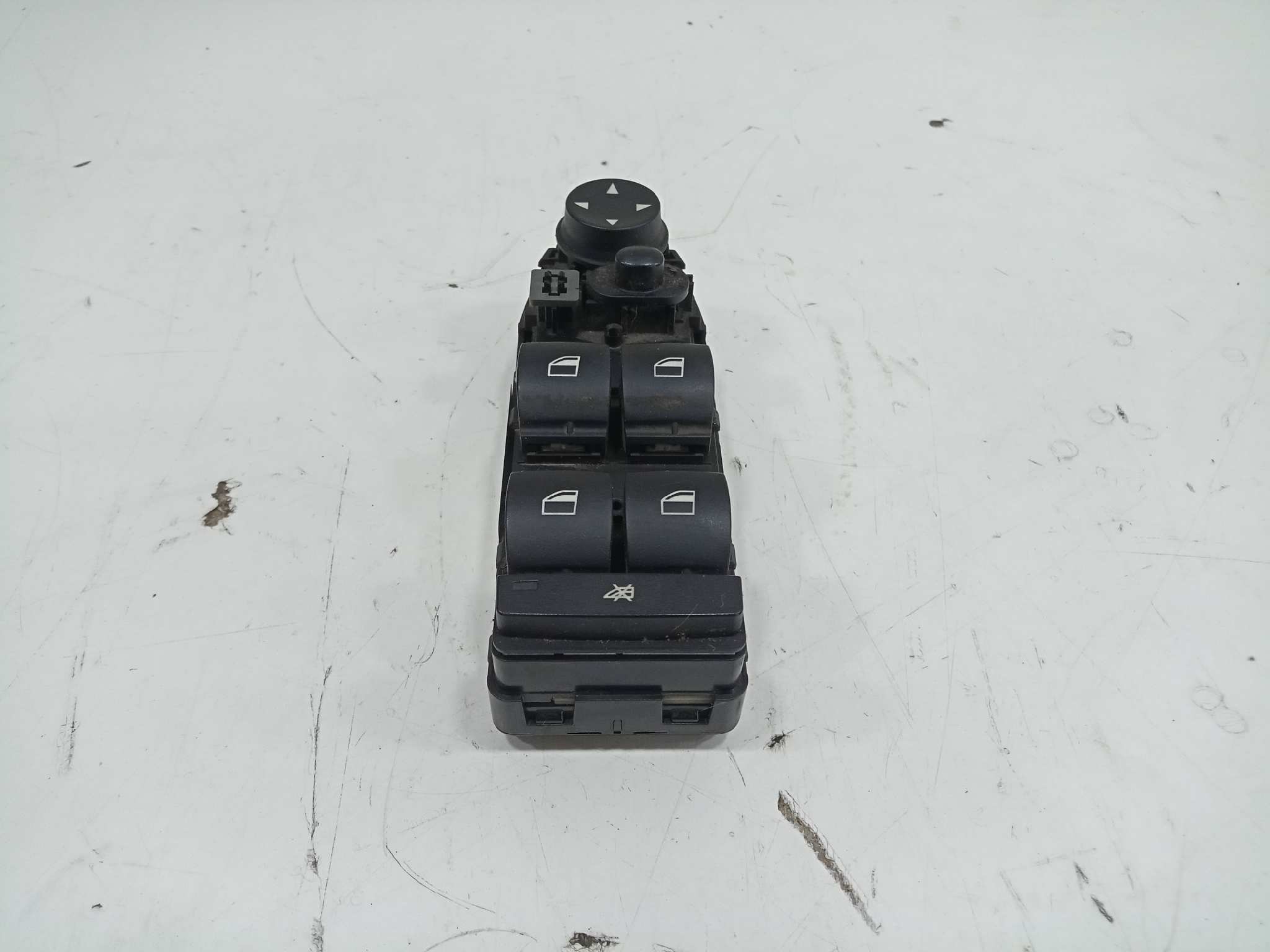  mando elevalunas delantero izquierdo   bmw serie 5 touring (e61) 530d 3.0 turbodiesel cat