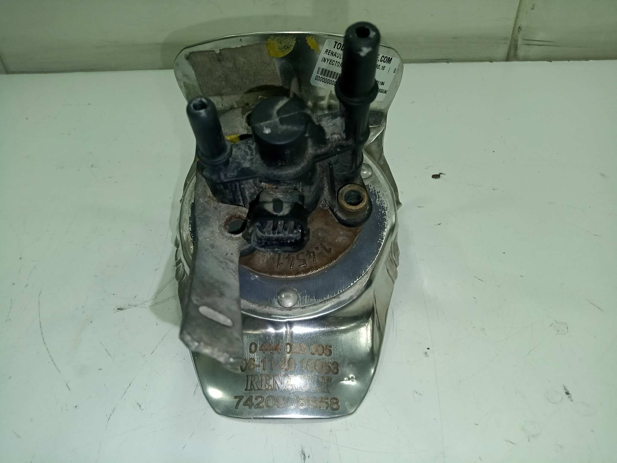  inyector adblue   renault midlum dxi 7 280.16 euro 4 6/7146
