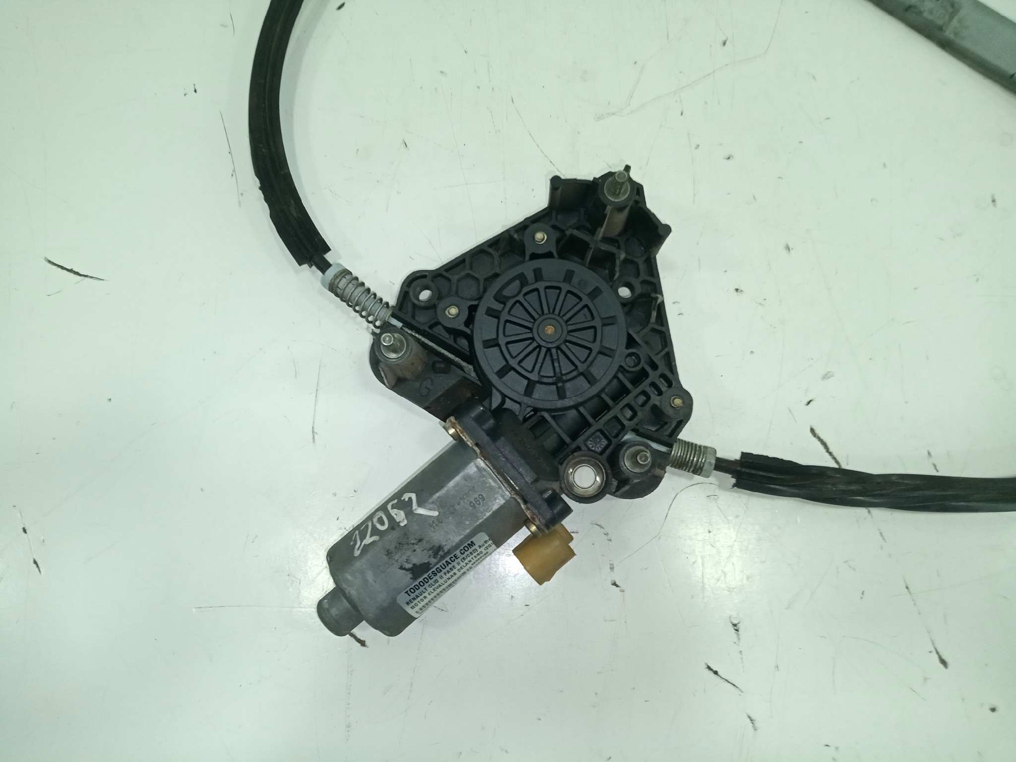  motor elevalunas delantero izquierdo   renault clio ii fase ii (b/cb0) authentique 1.5 dci diesel