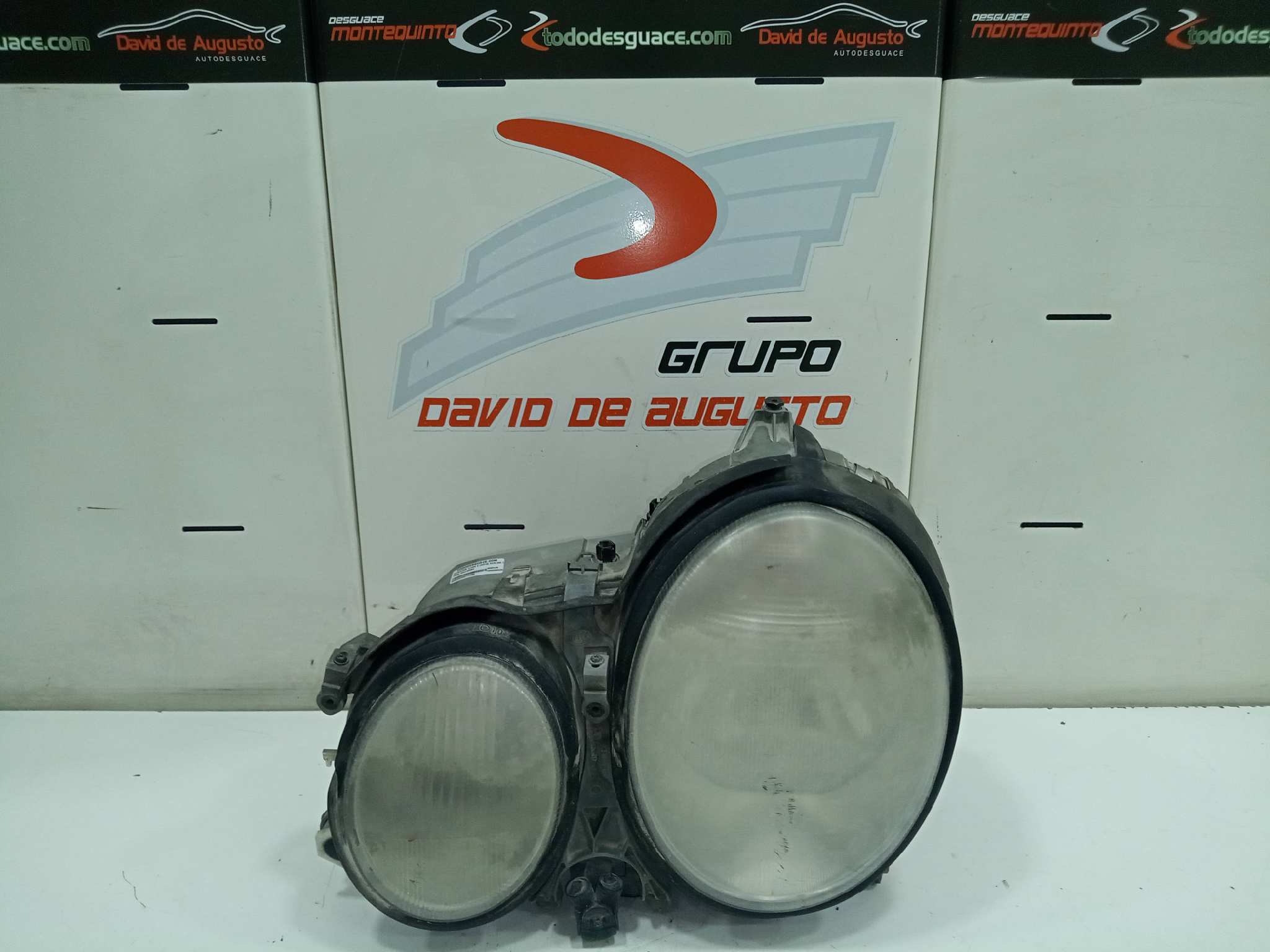  faro izquierdo   mercedes clase e (w210) berlina diesel 320 cdi (210.026) 3.2 cdi cat
