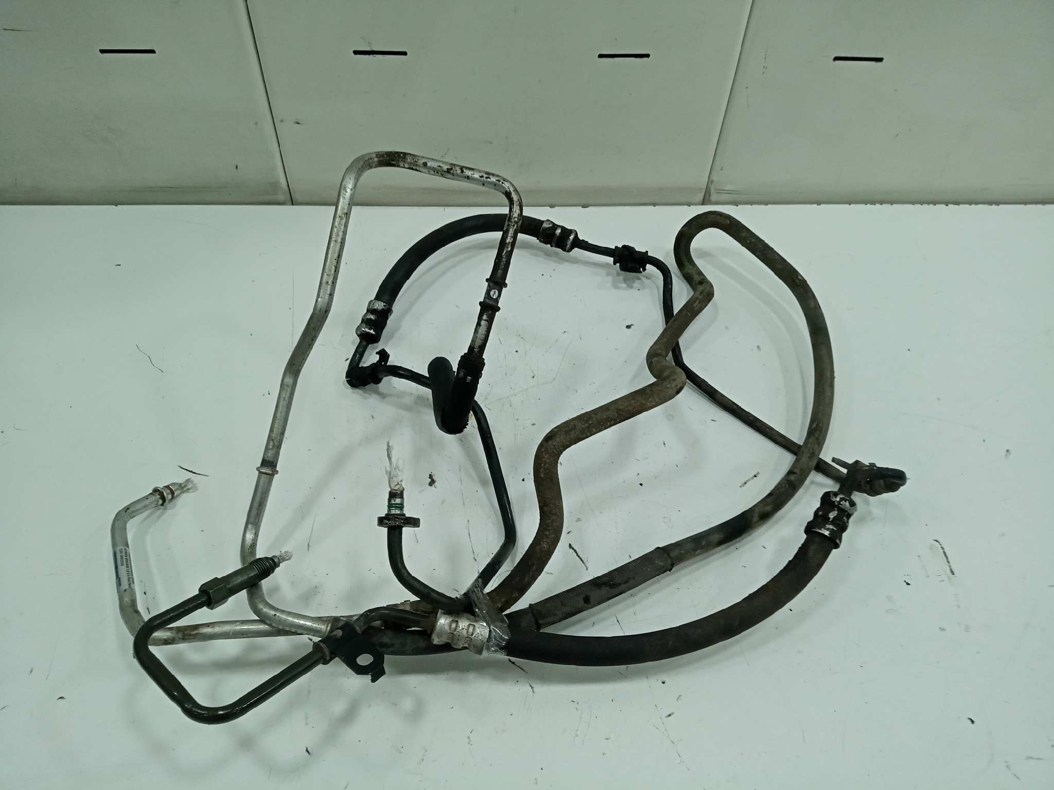  tubo direccion   citroen berlingo 1.9 d x plus familiar 1.9 diesel