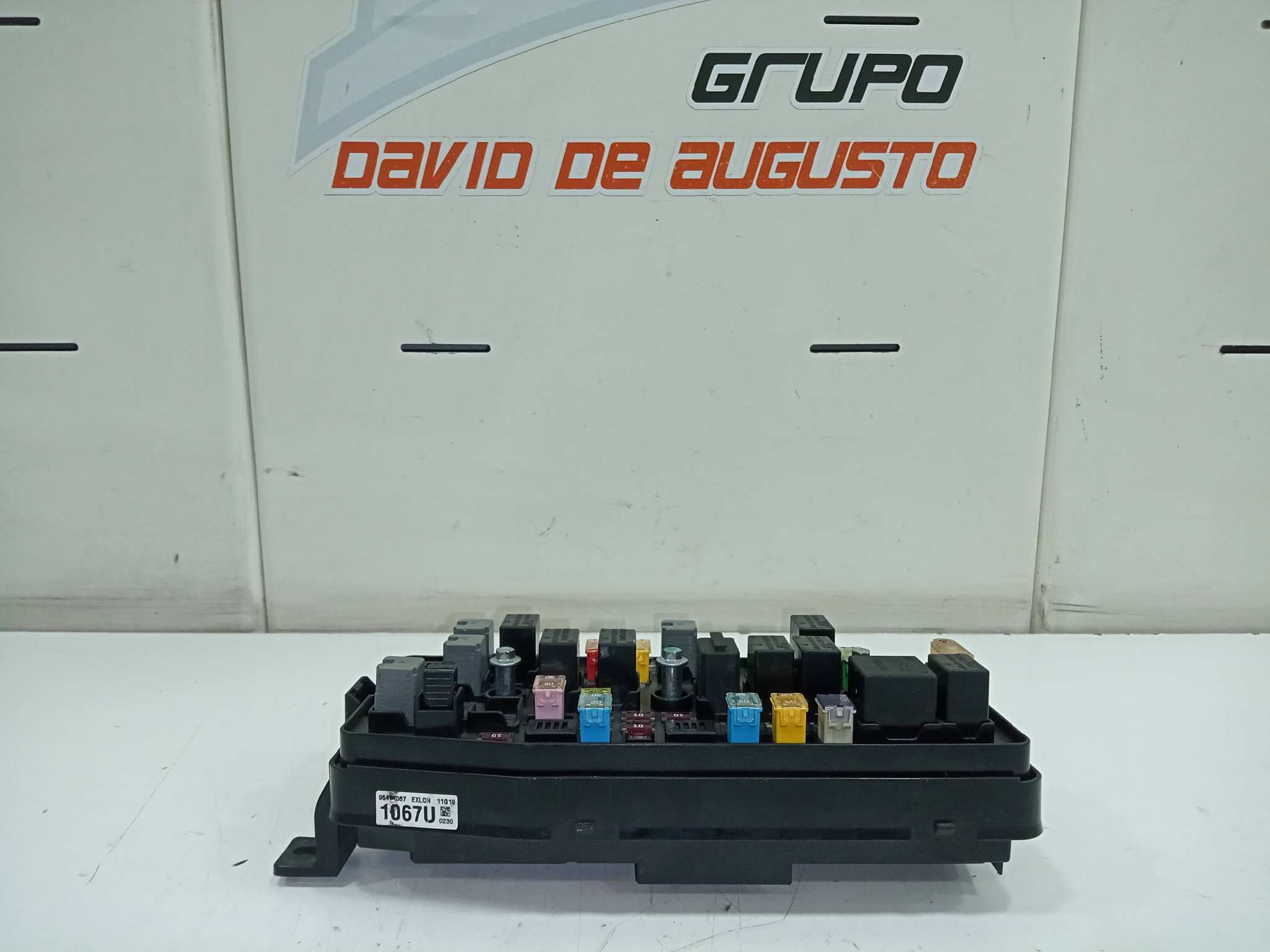  caja reles / fusibles   opel antara cosmo 4x4 2.2 cdti cat (a 22 dm / lnq)