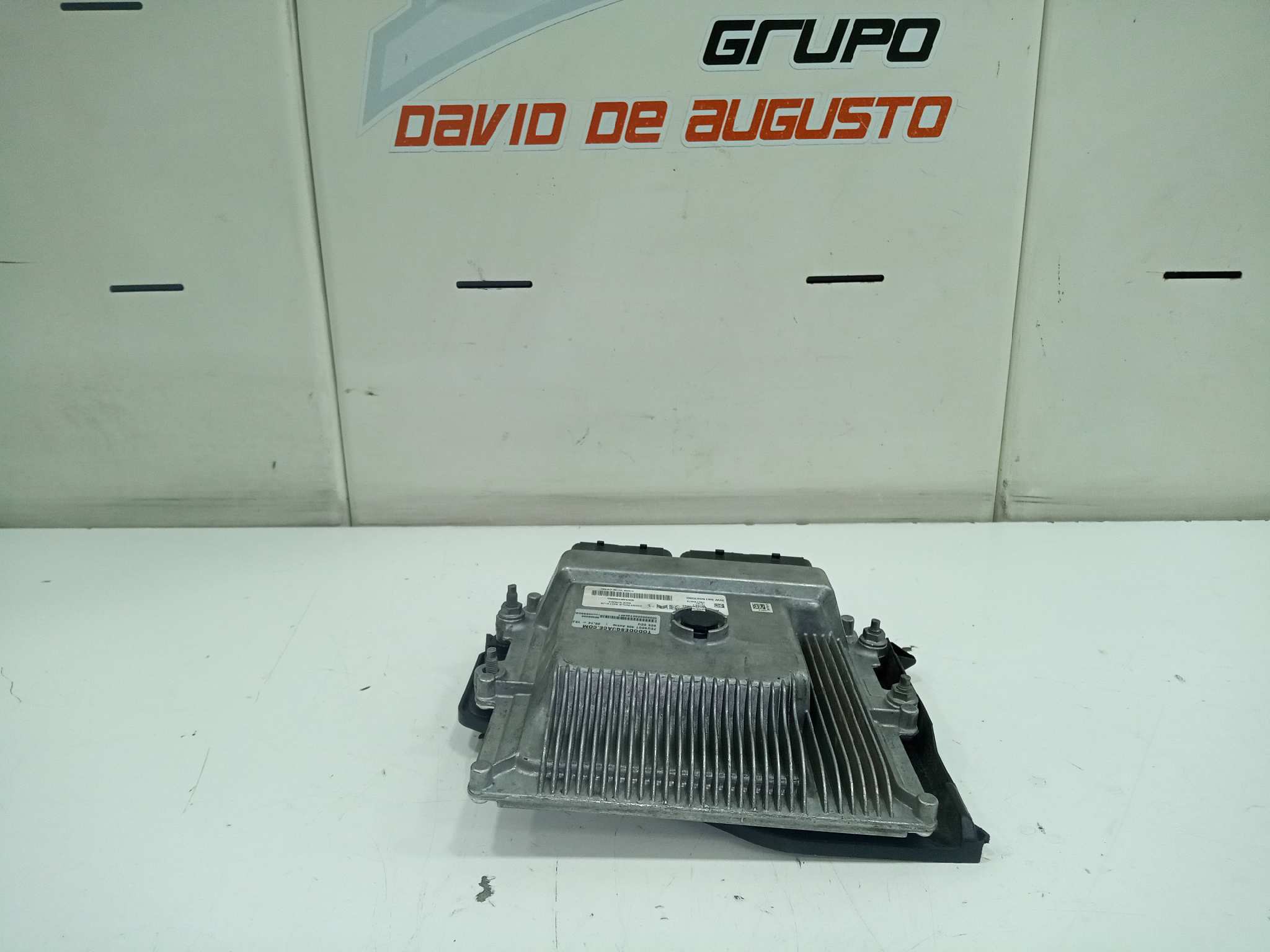  uce ecu   peugeot 308 active 1.2 12v e-thp