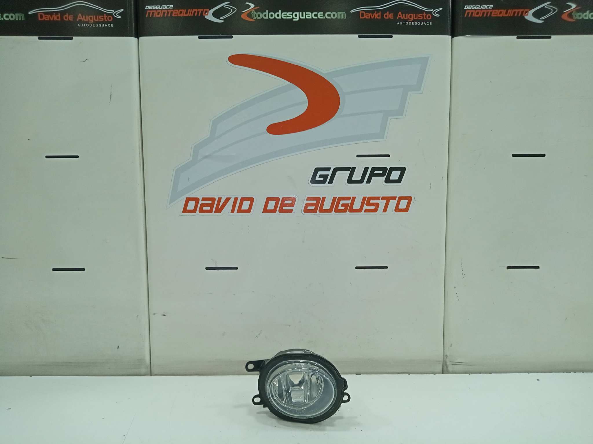 faro antiniebla derecho   tata indica 