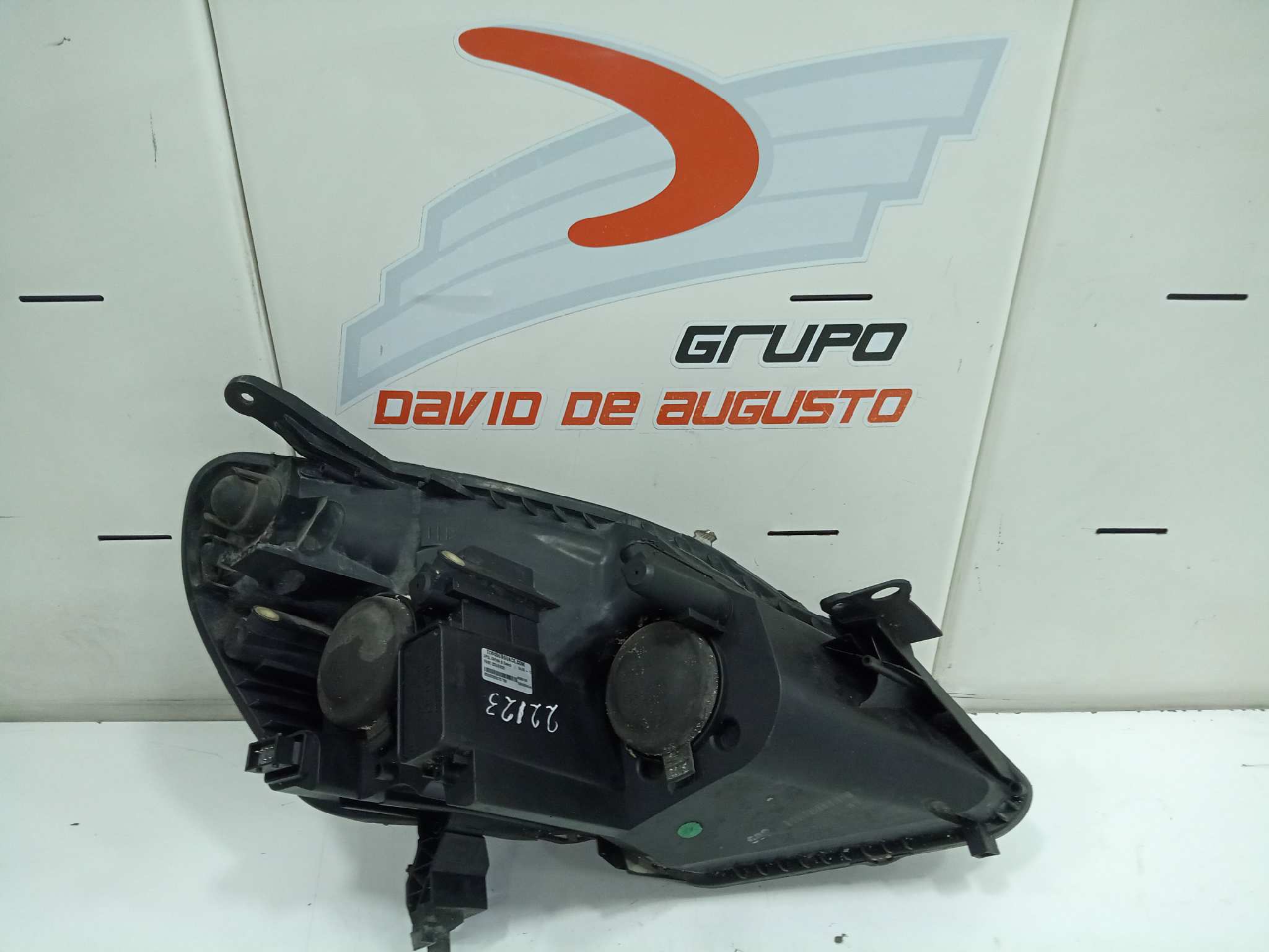 faro izquierdo   opel zafira b cosmo 1.9 16v cdti cat (z 19 dth / lrd)