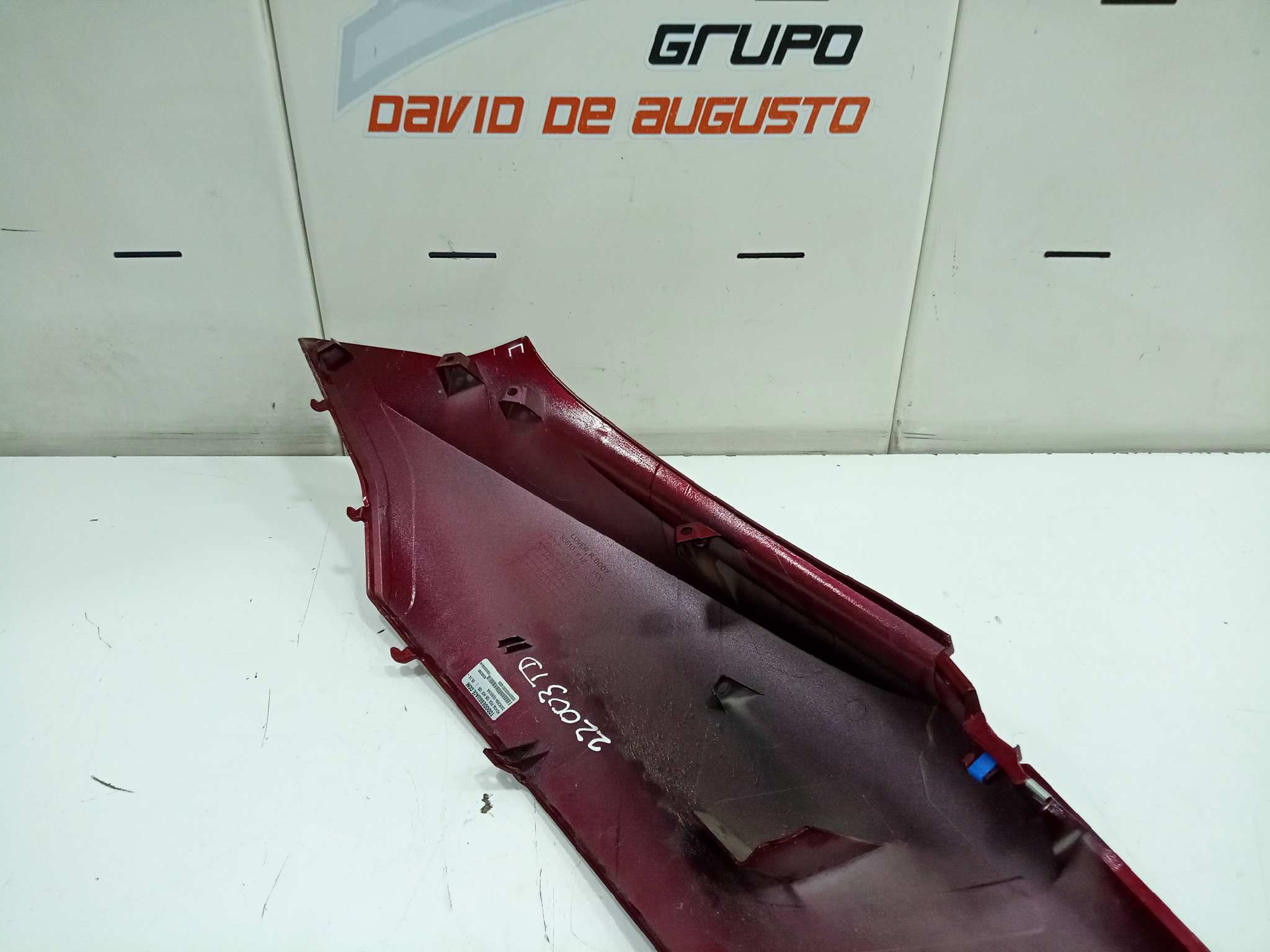  carcasa derecha   honda pcx 125 pcx 125 125 cm3 - 8.6 kw