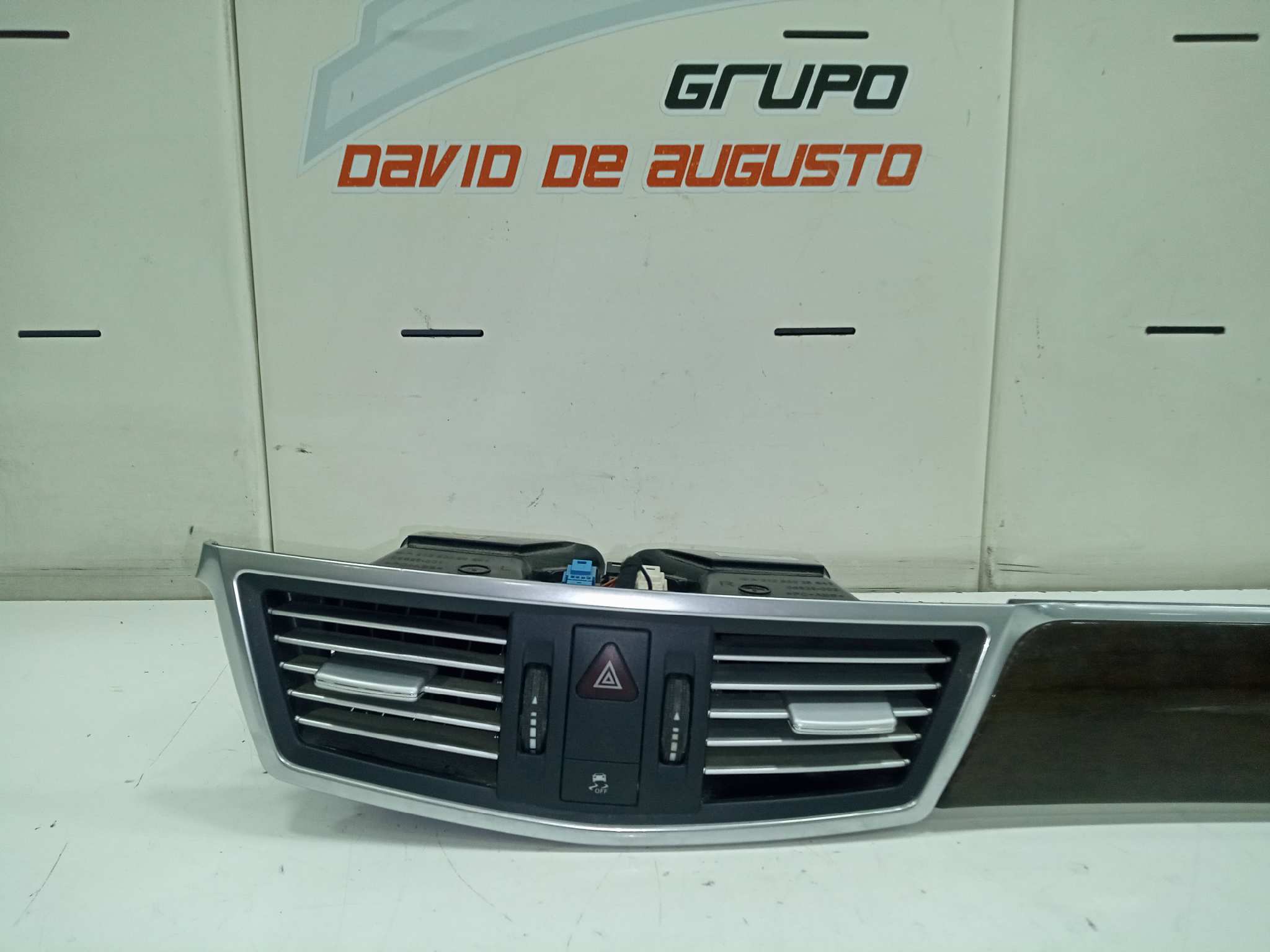  aireador central   mercedes clase e (w212) lim. 220 cdi blueefficiency (212.002) 2.1 cdi cat