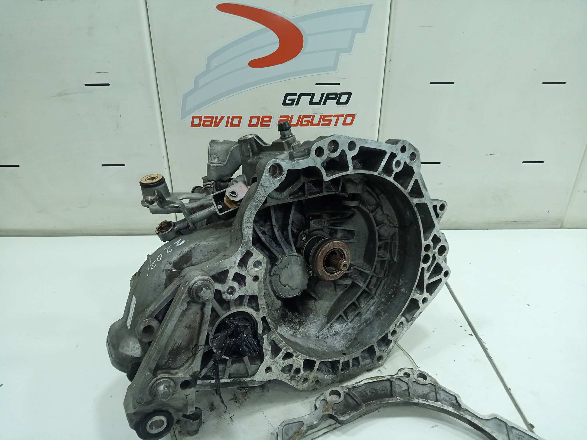  caja cambios   opel corsa d 111 years 1.3 16v cdti