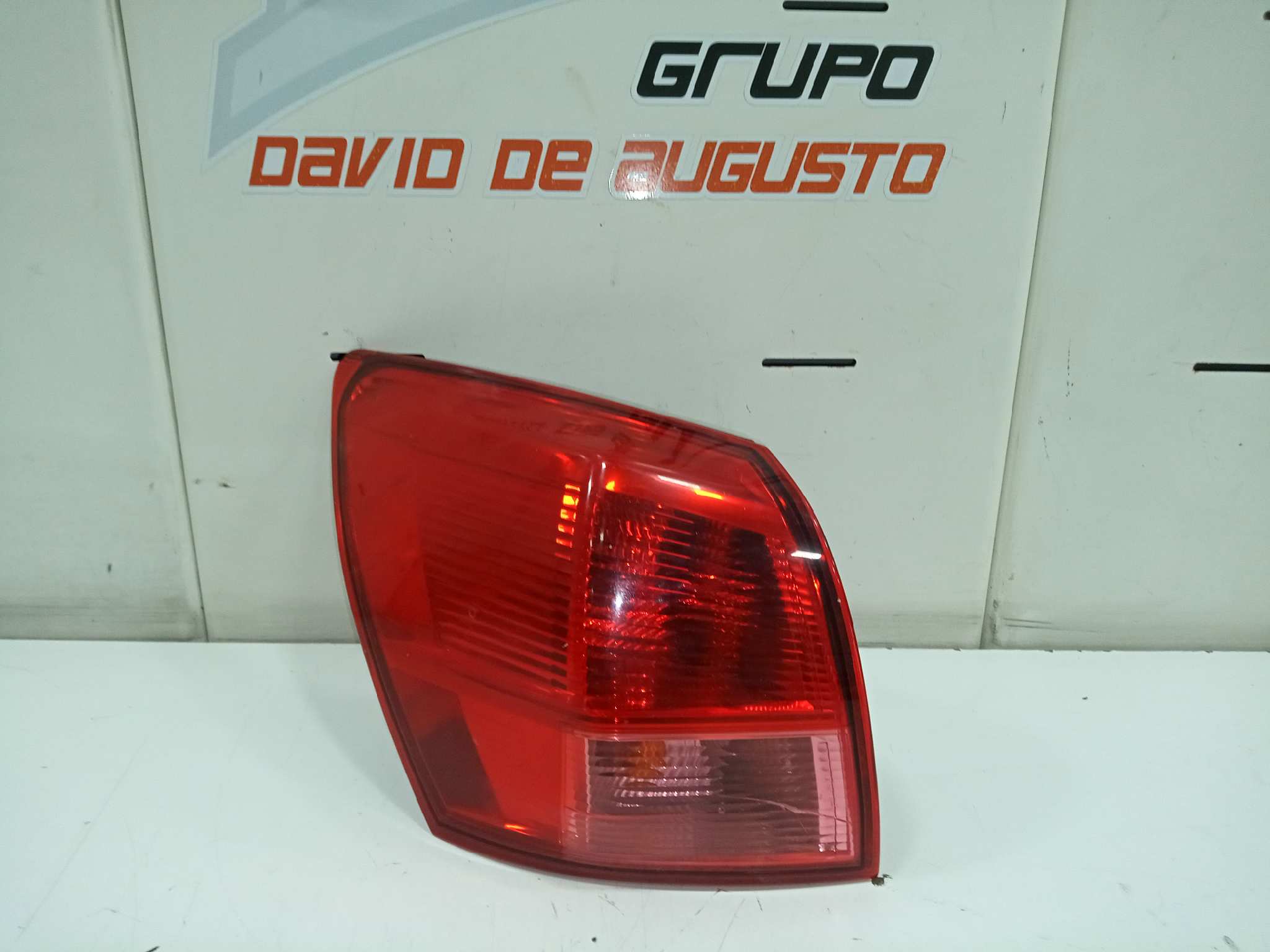  piloto trasero izquierdo   nissan qashqai+2 (jj10) acenta 1.5 dci turbodiesel cat