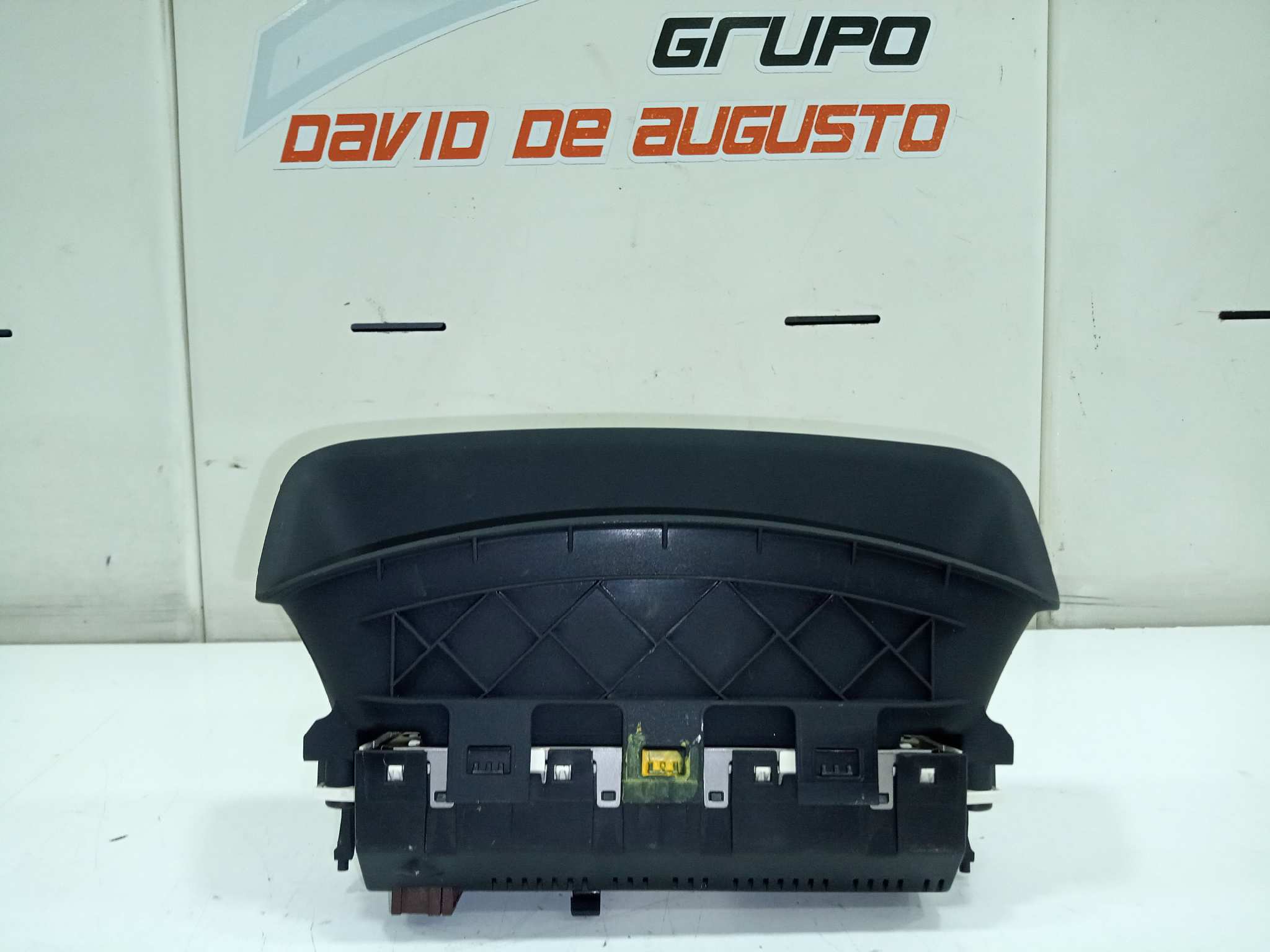  pantalla multifuncion   peugeot 308 confort 1.6 16v hdi fap