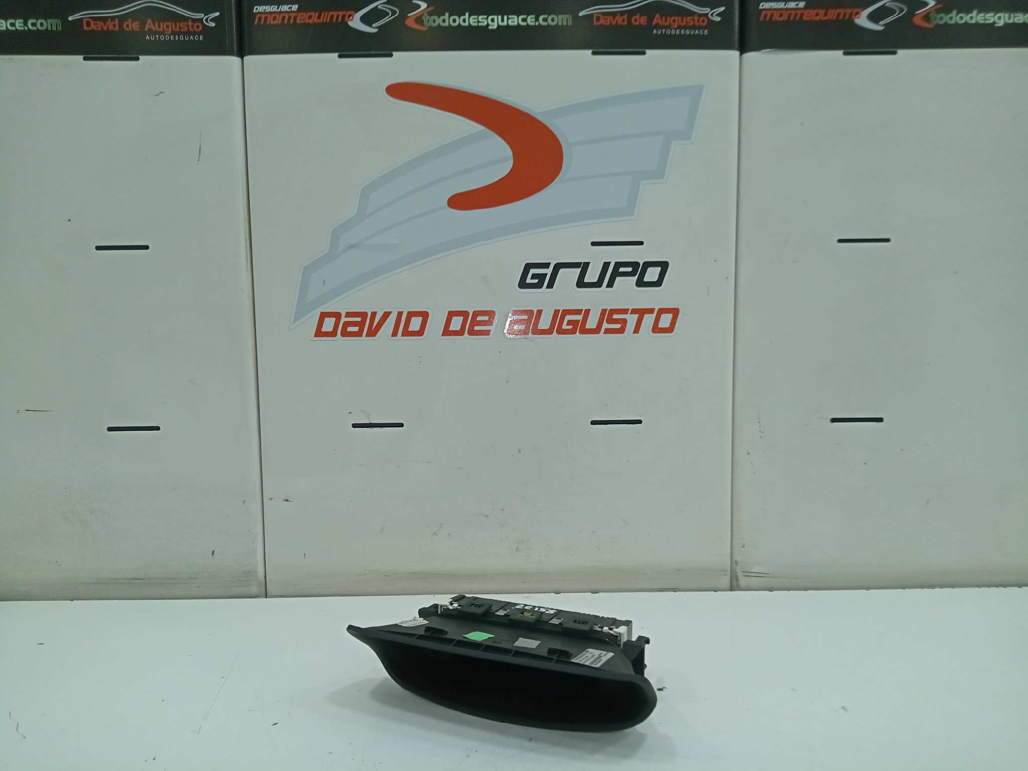  pantalla multifuncion   peugeot 308 confort 1.6 16v hdi fap