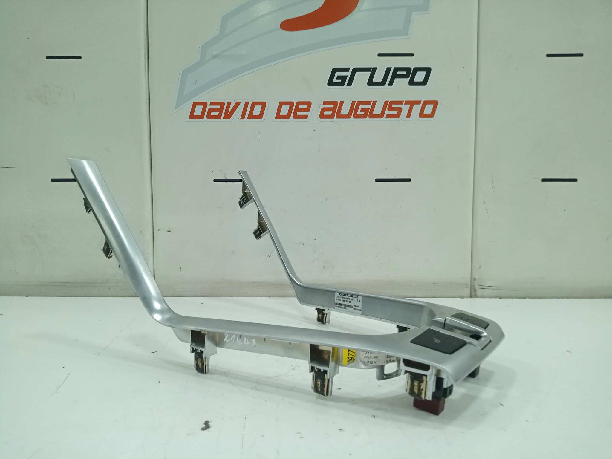  interruptor asiento calefactable   opel antara cosmo 4x4 2.2 cdti cat (a 22 dm / lnq)