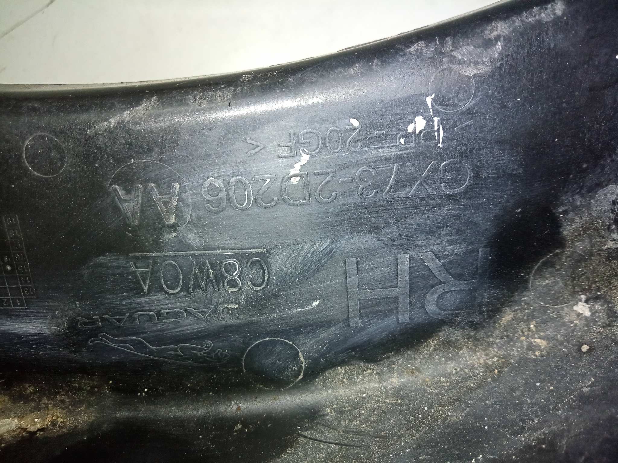  brazo suspension inferior delantero izquierdo   jaguar xf portfolio 2.0 diesel cat
