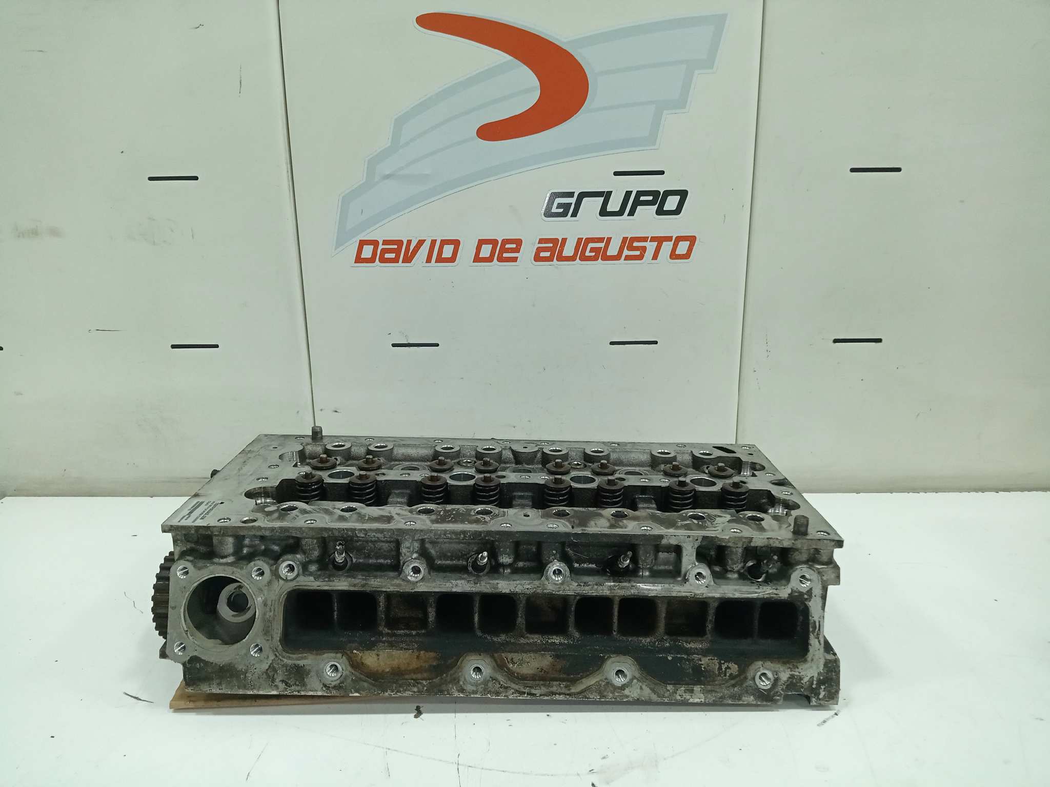  culata   iveco 35c14 plataforma elevadora 2287