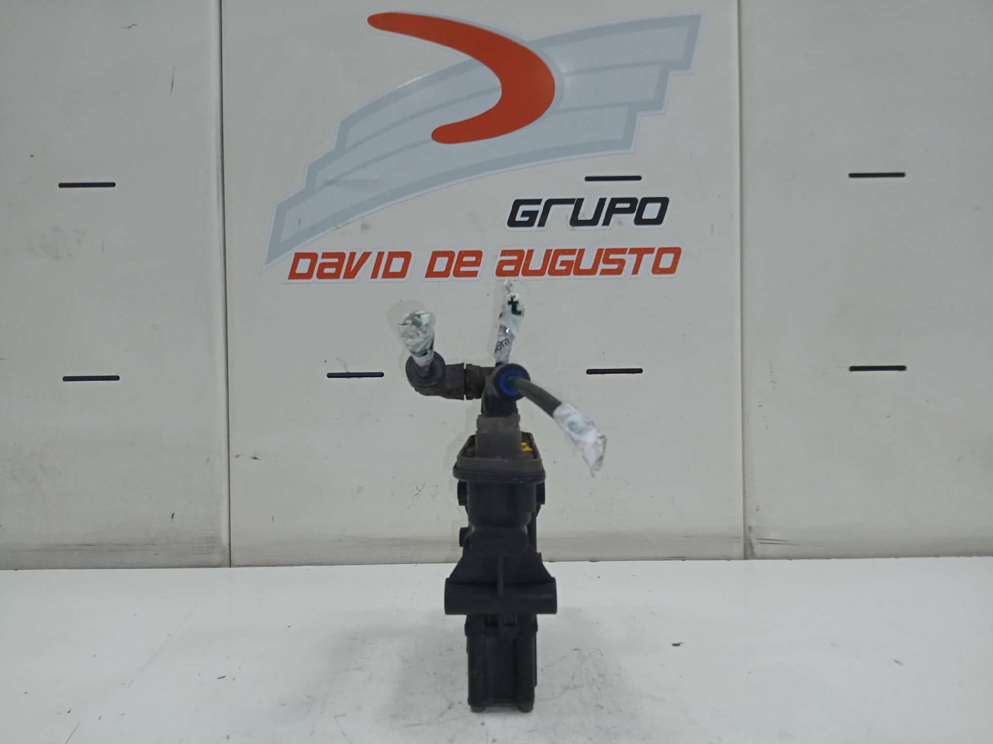  valvula de suspension neumatica   renault t 460 dti 11 460 euro vi 10837