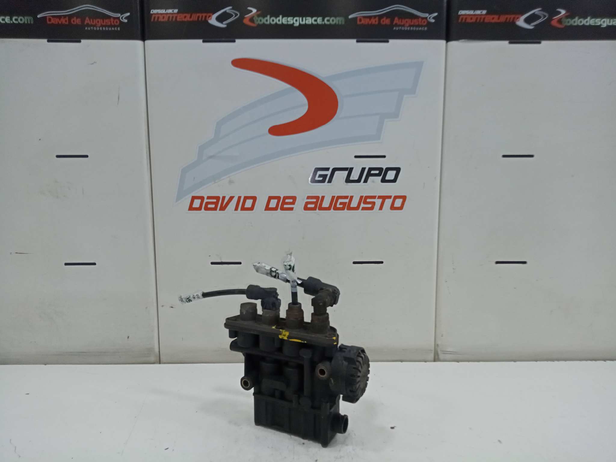  valvula de suspension neumatica   renault t 460 dti 11 460 euro vi 10837
