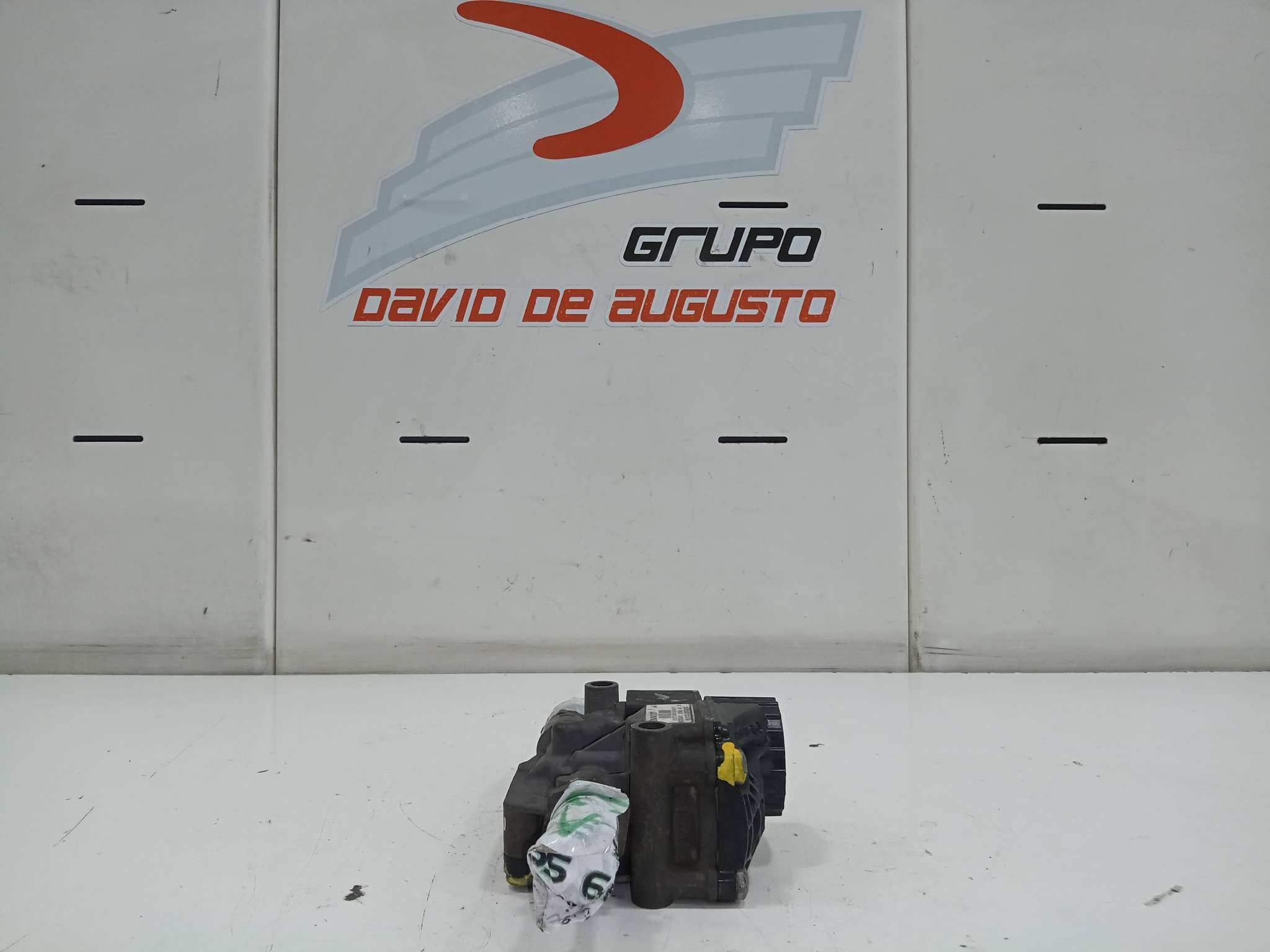 electrovalvula abs   renault t 460 dti 11 460 euro vi 10837