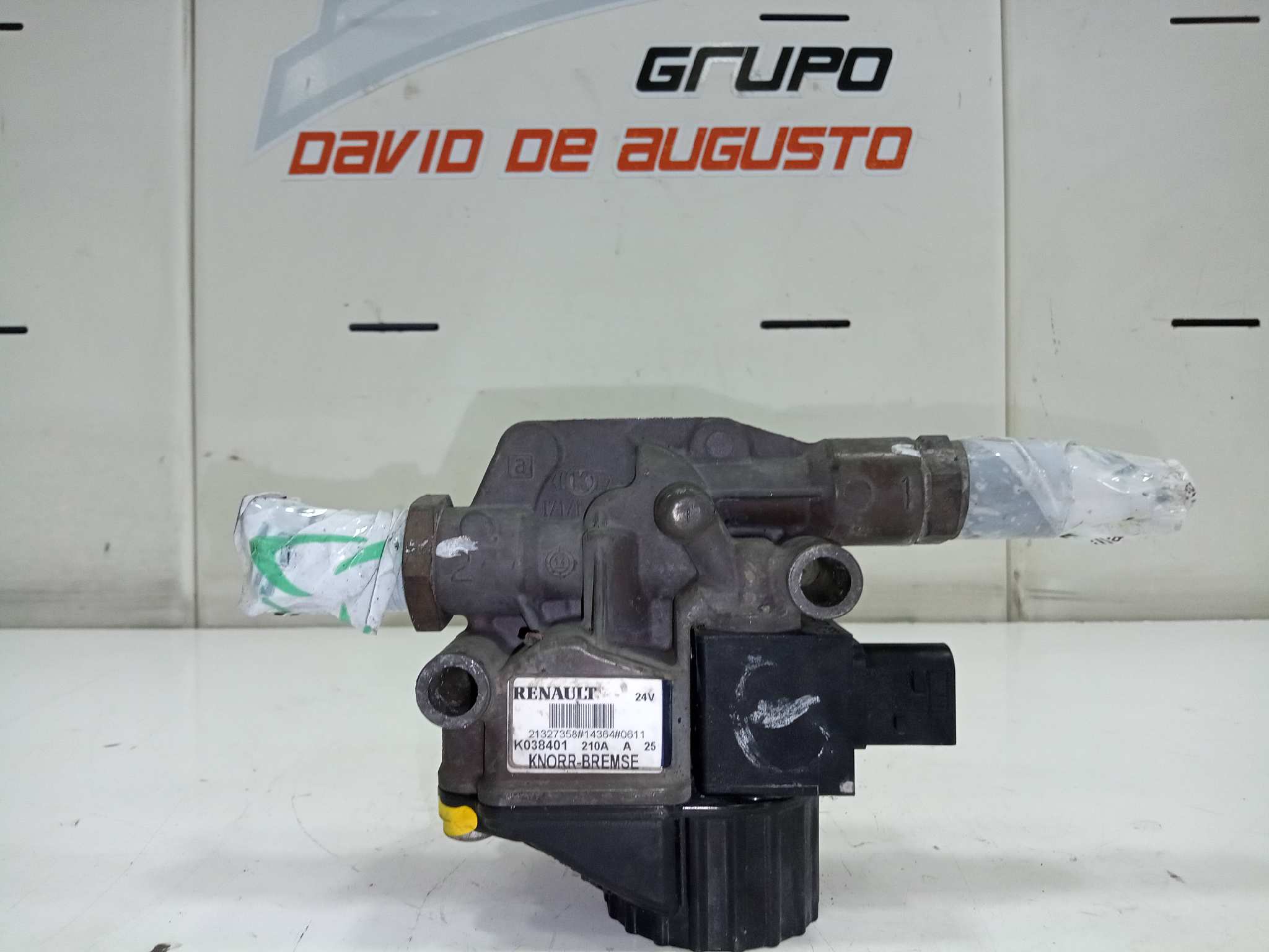  electrovalvula abs   renault t 460 dti 11 460 euro vi 10837