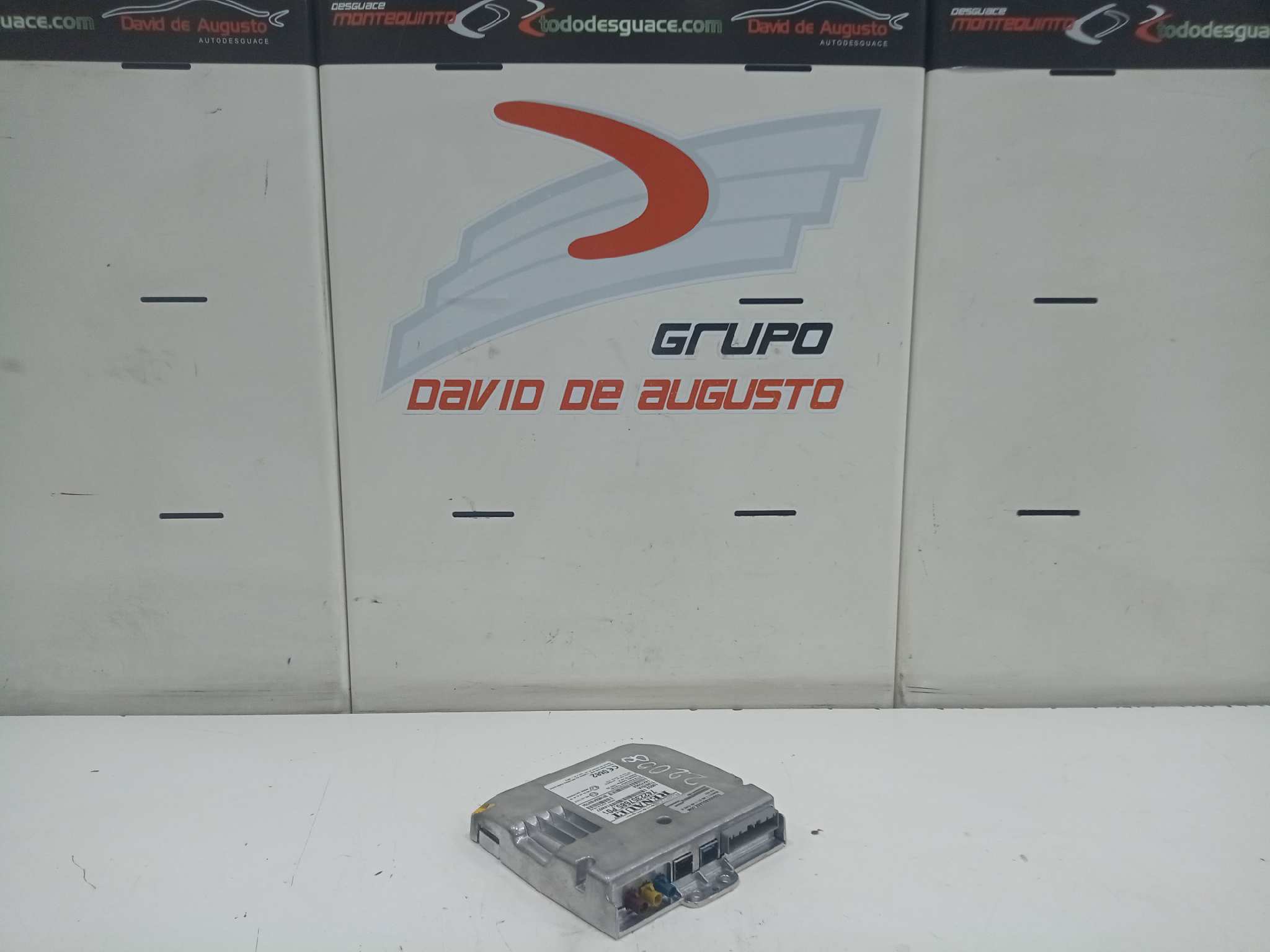  uce ecu   renault t 460 dti 11 460 euro vi 10837