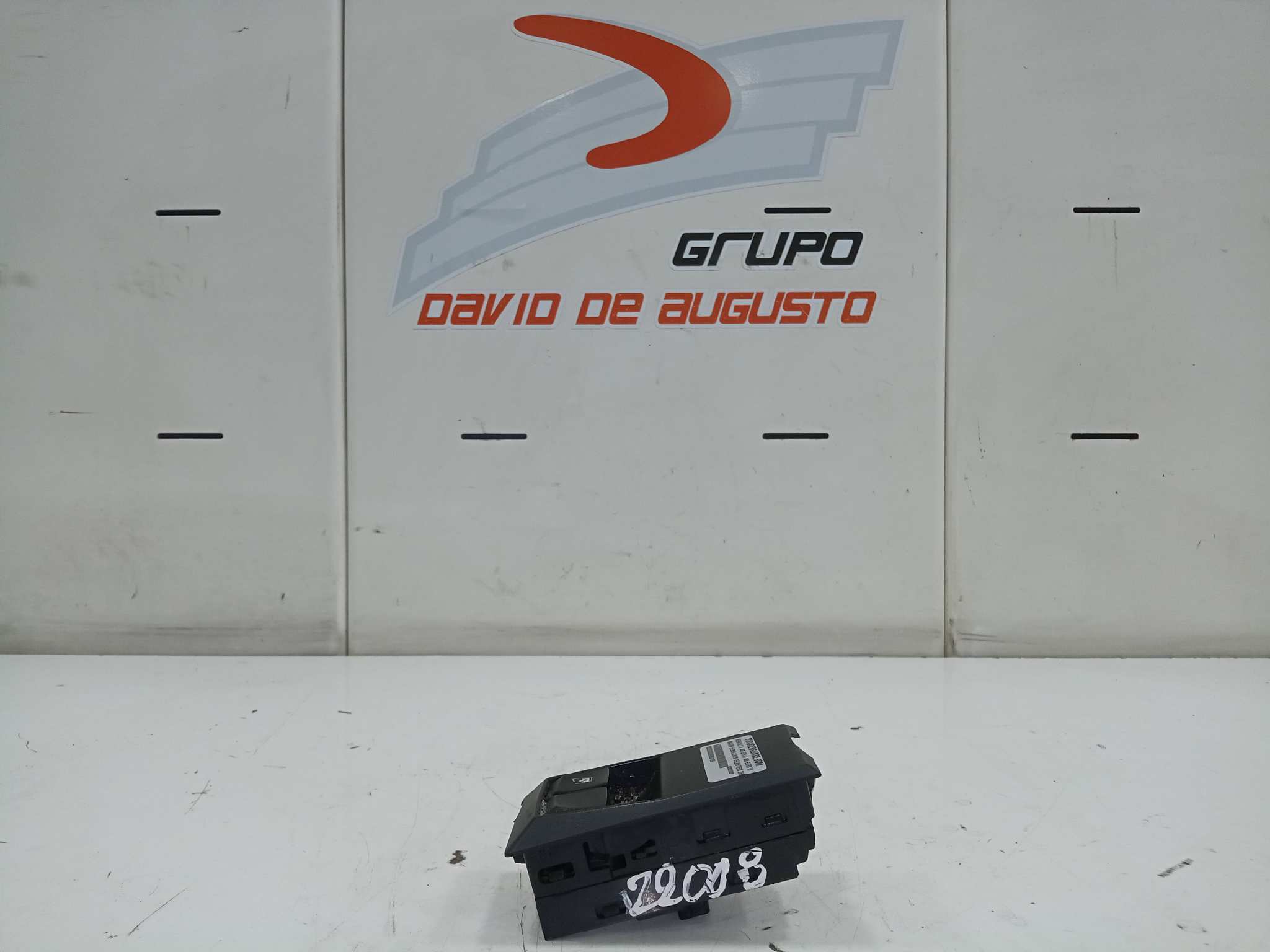  mando elevalunas delantero derecho   renault t 460 dti 11 460 euro vi 10837