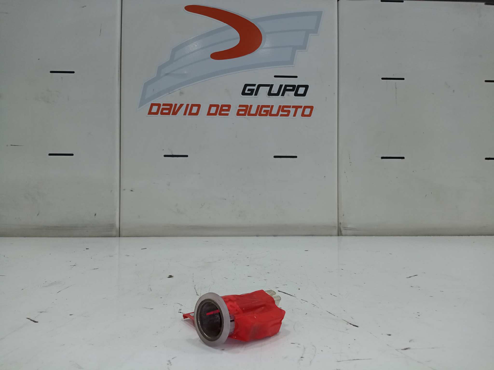  toma 12v / 24v   renault t 460 dti 11 460 euro vi 10837