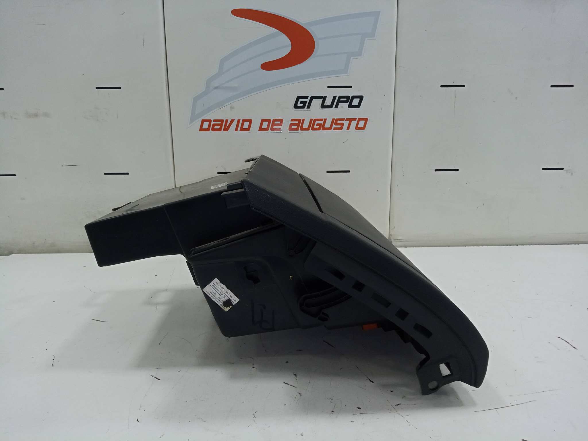  guantera   volkswagen polo (6r1) advance 1.2 12v