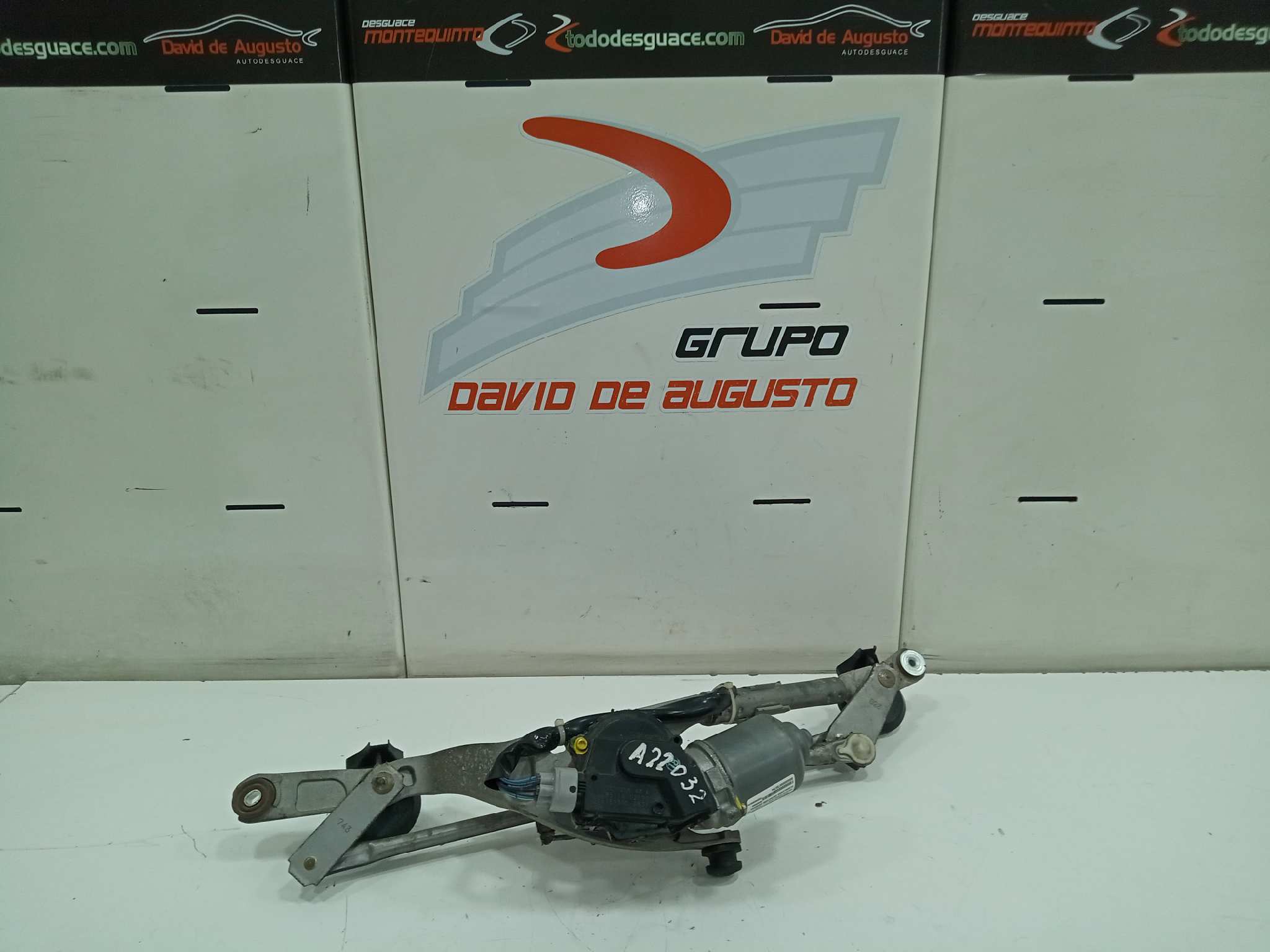  elevalunas delantero derecho   toyota auris luna 2.0 d-4d cat