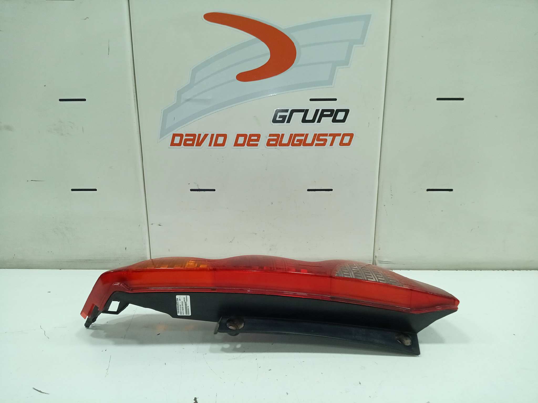  piloto trasero derecho   nissan note (e11e) 