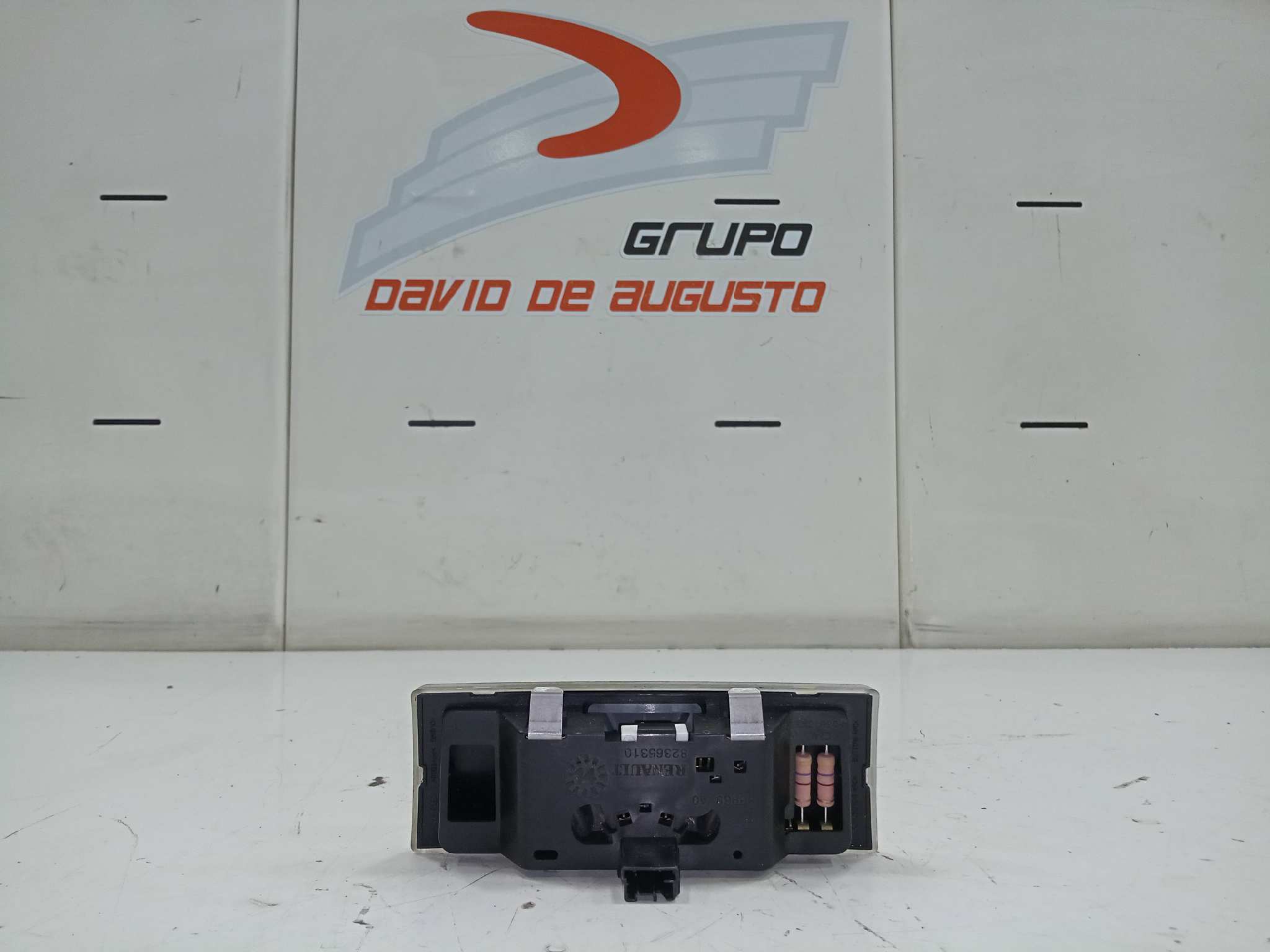  luz interior   renault t 460 dti 11 460 euro vi 10837