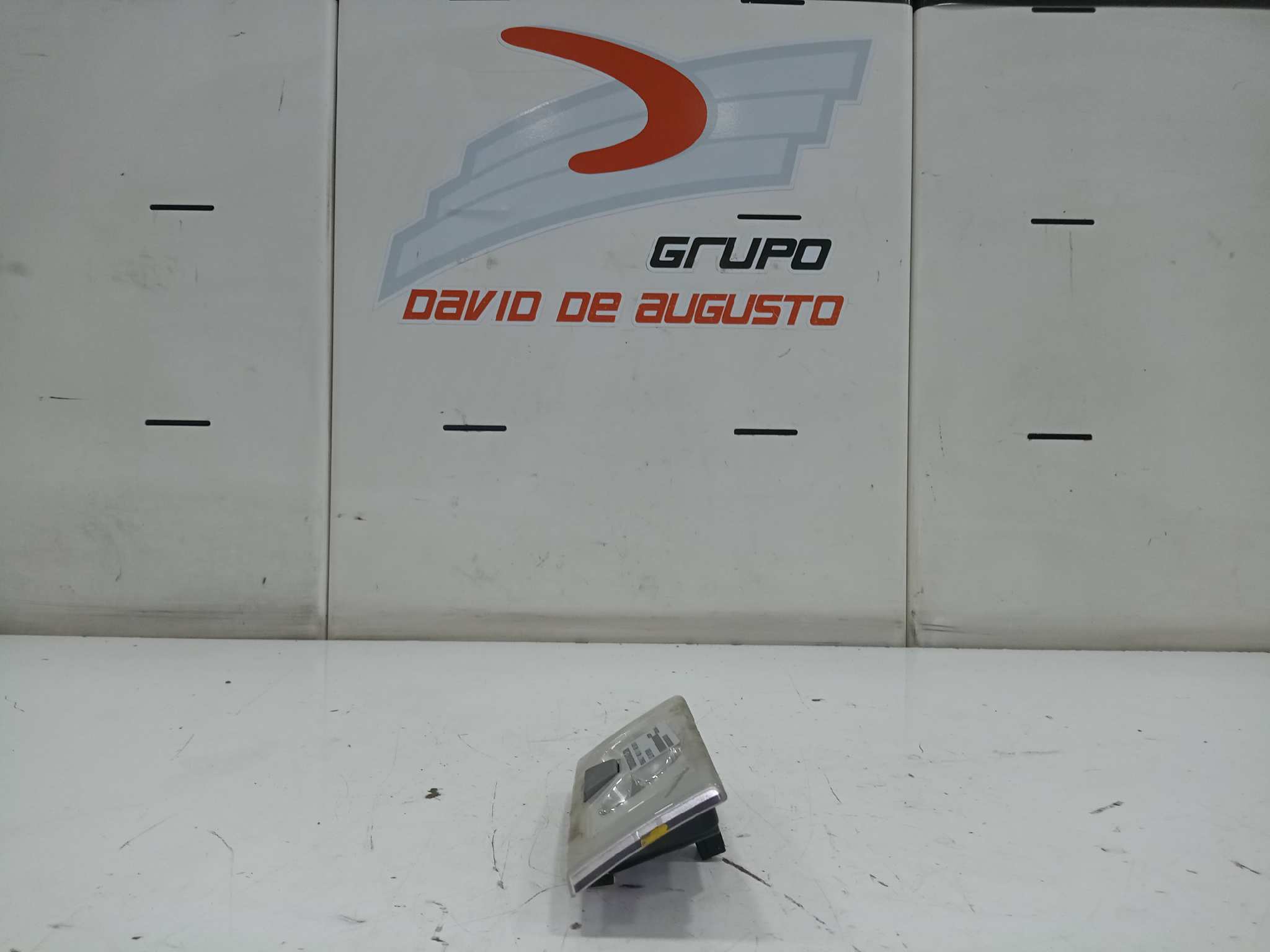  luz interior   renault t 460 dti 11 460 euro vi 10837