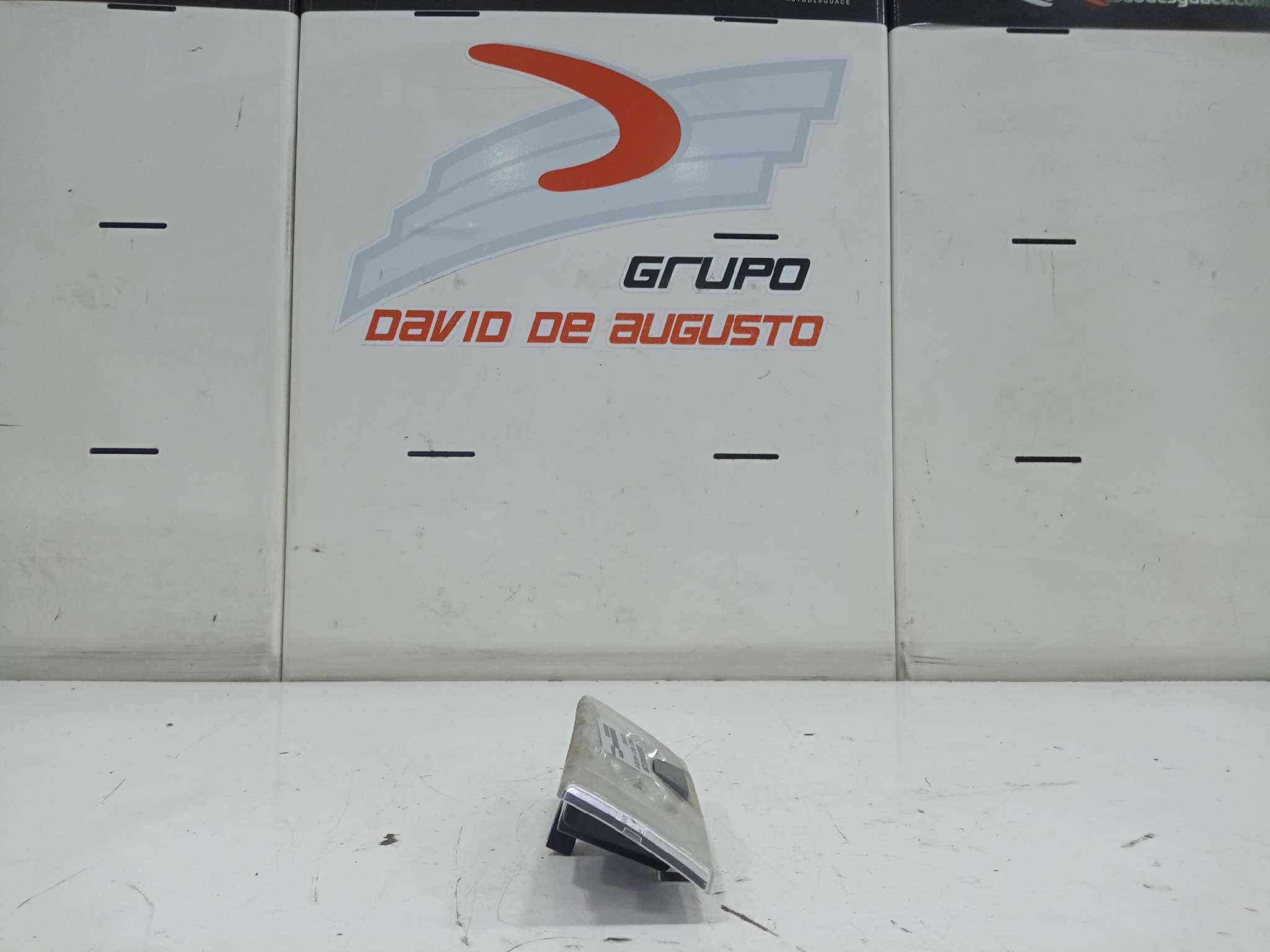 luz interior   renault t 460 dti 11 460 euro vi 10837