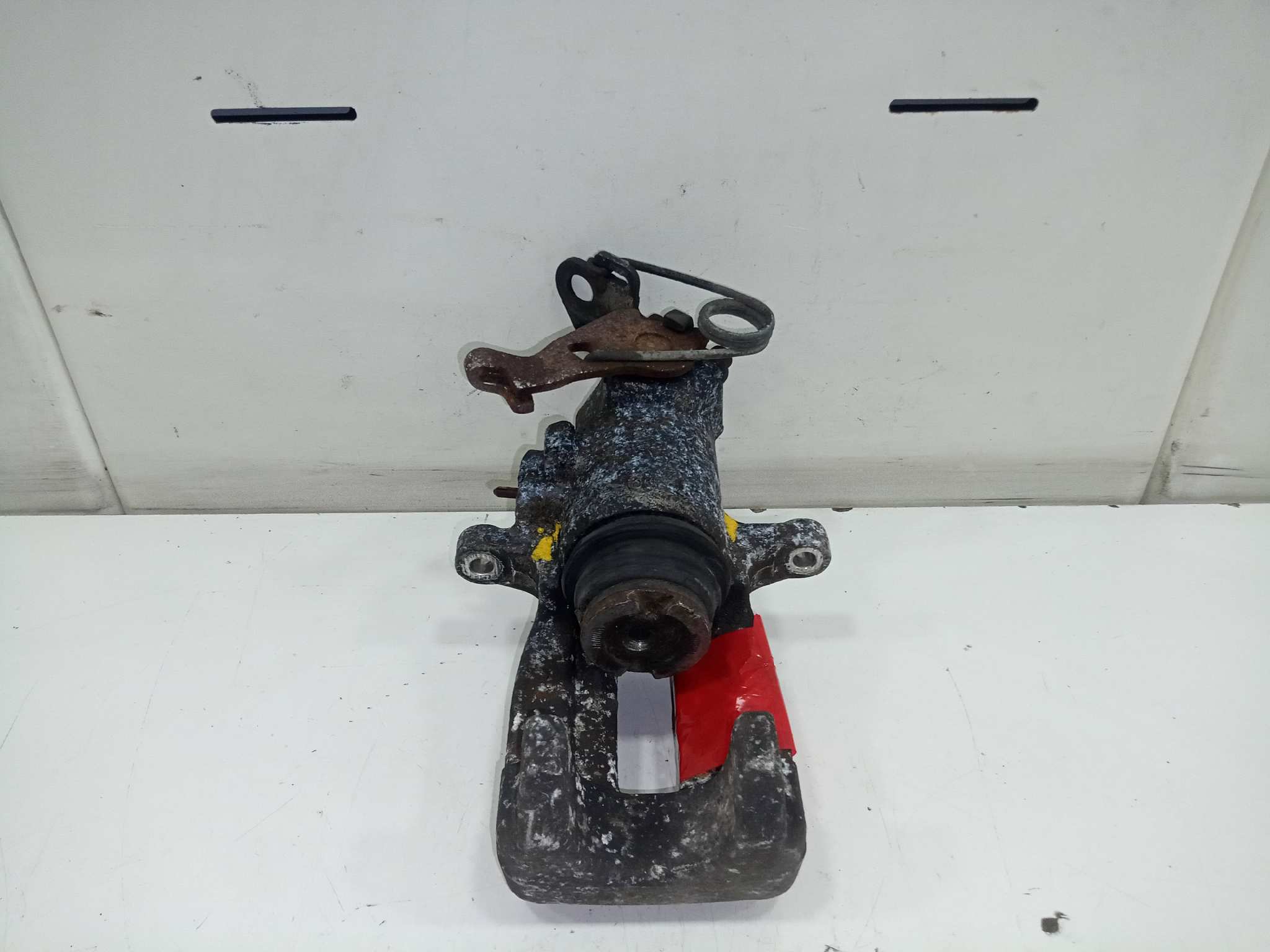  pinza freno trasera derecha   audi a8 (d2) 2.5 tdi 2.5 v6 24v tdi