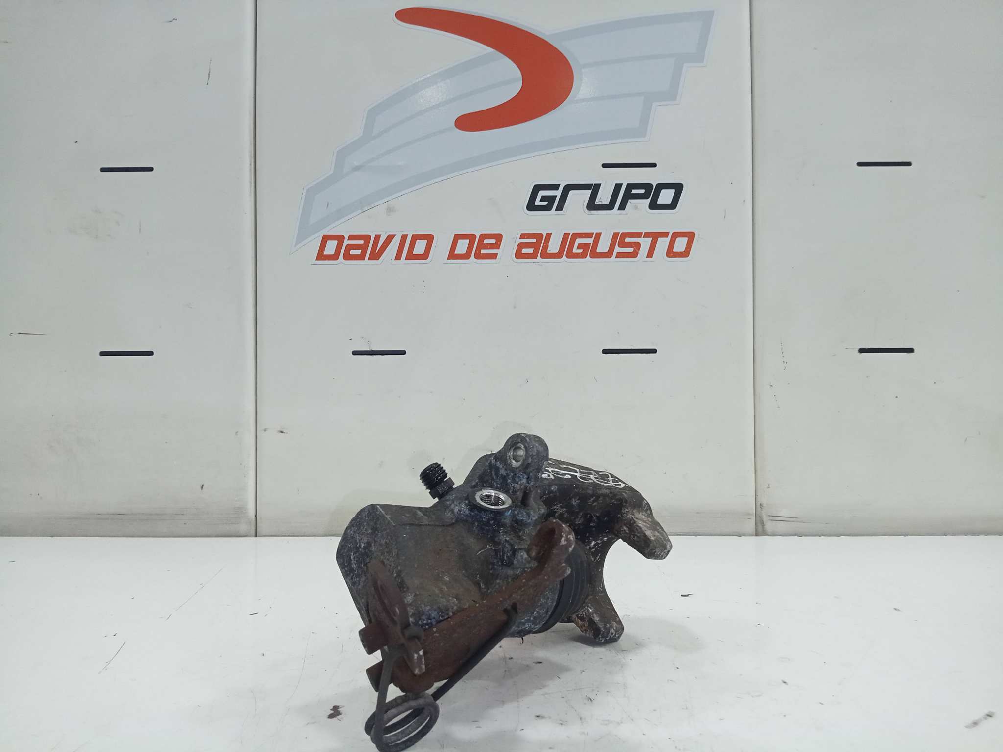  pinza freno trasera izquierda   audi a8 (d2) 2.5 tdi 2.5 v6 24v tdi