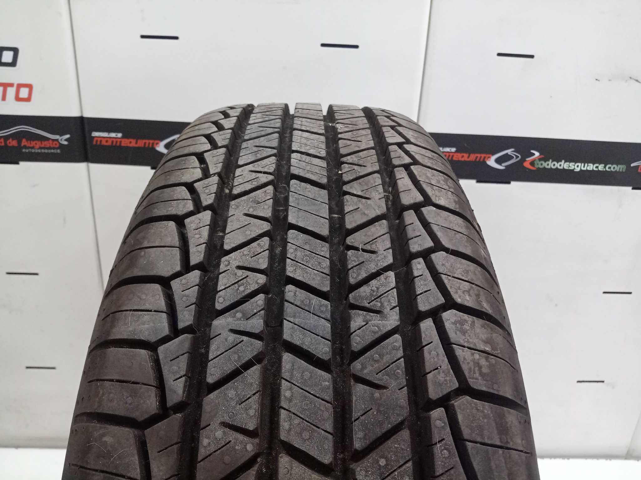  llanta   chrysler voyager (rg) 2.5 crd executive 2.5 crd cat