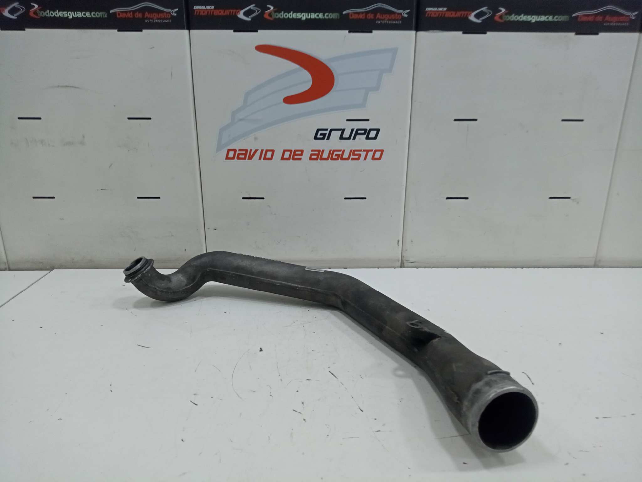  tubo turbo   mercedes atego 3-ejes 26 t /bm 950/2/4 2528 (6x2) om 906 la l (largo) 6.4 diesel (om 906 la)