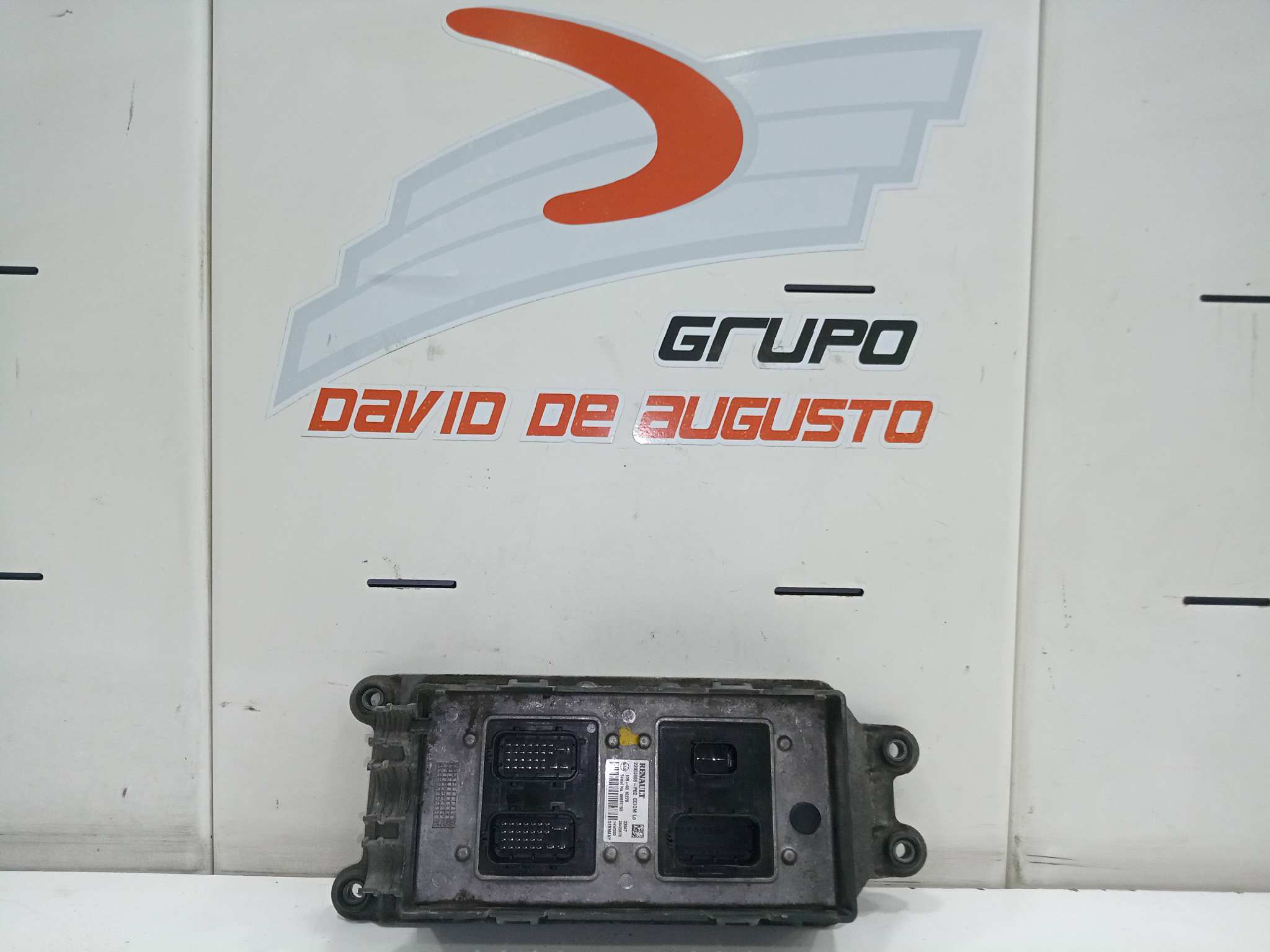  centralita motor uce   renault t 460 dti 11 460 euro vi 10837