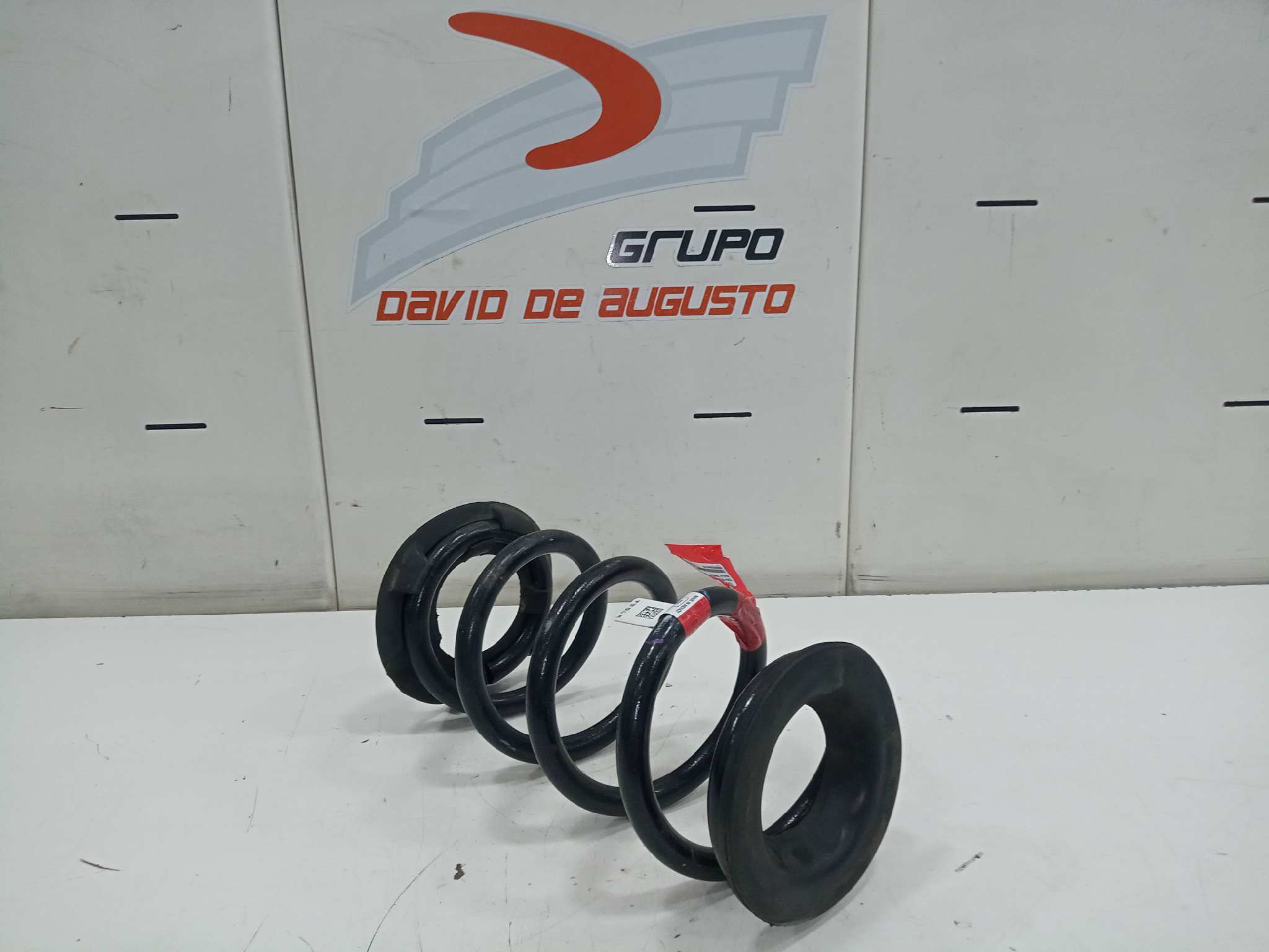  muelle trasero   tesla model 3 bev long range awd