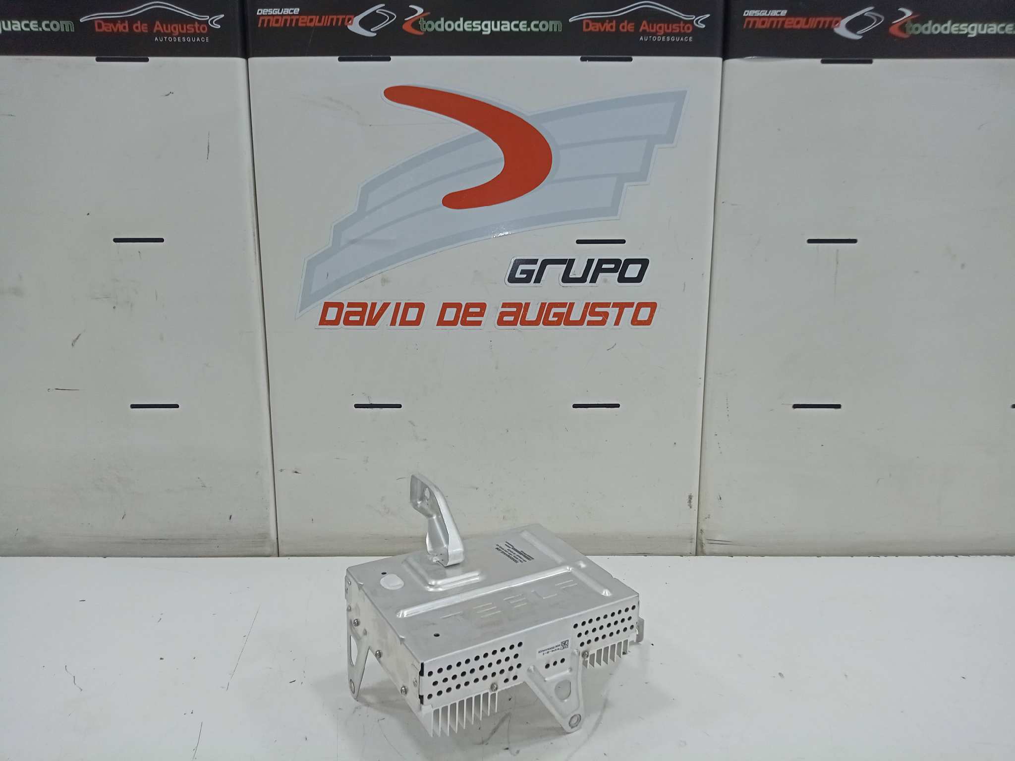  amplificador de sonido   tesla model 3 bev long range awd