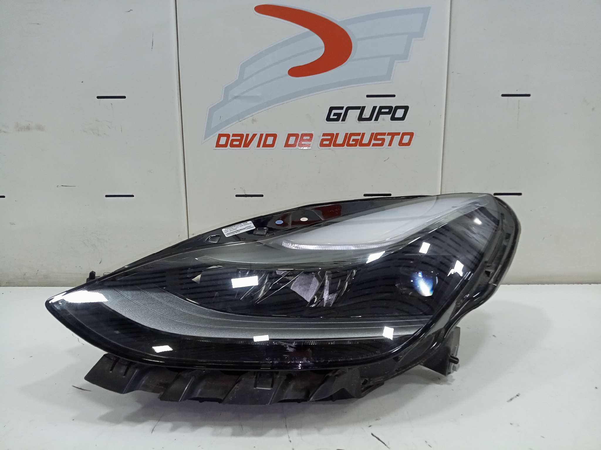  faro izquierdo   tesla model 3 bev long range awd