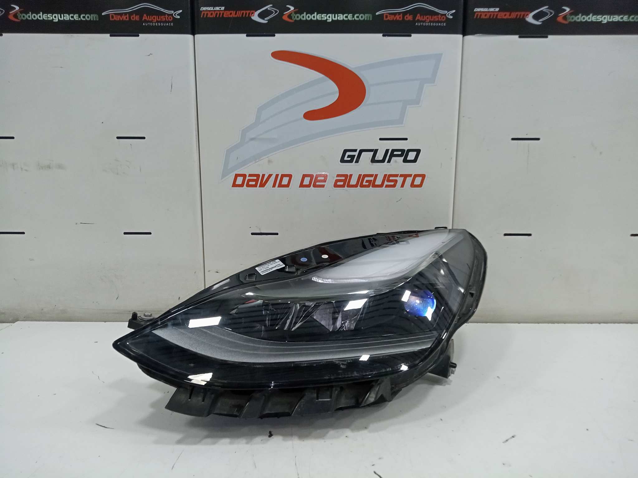  faro izquierdo   tesla model 3 bev long range awd