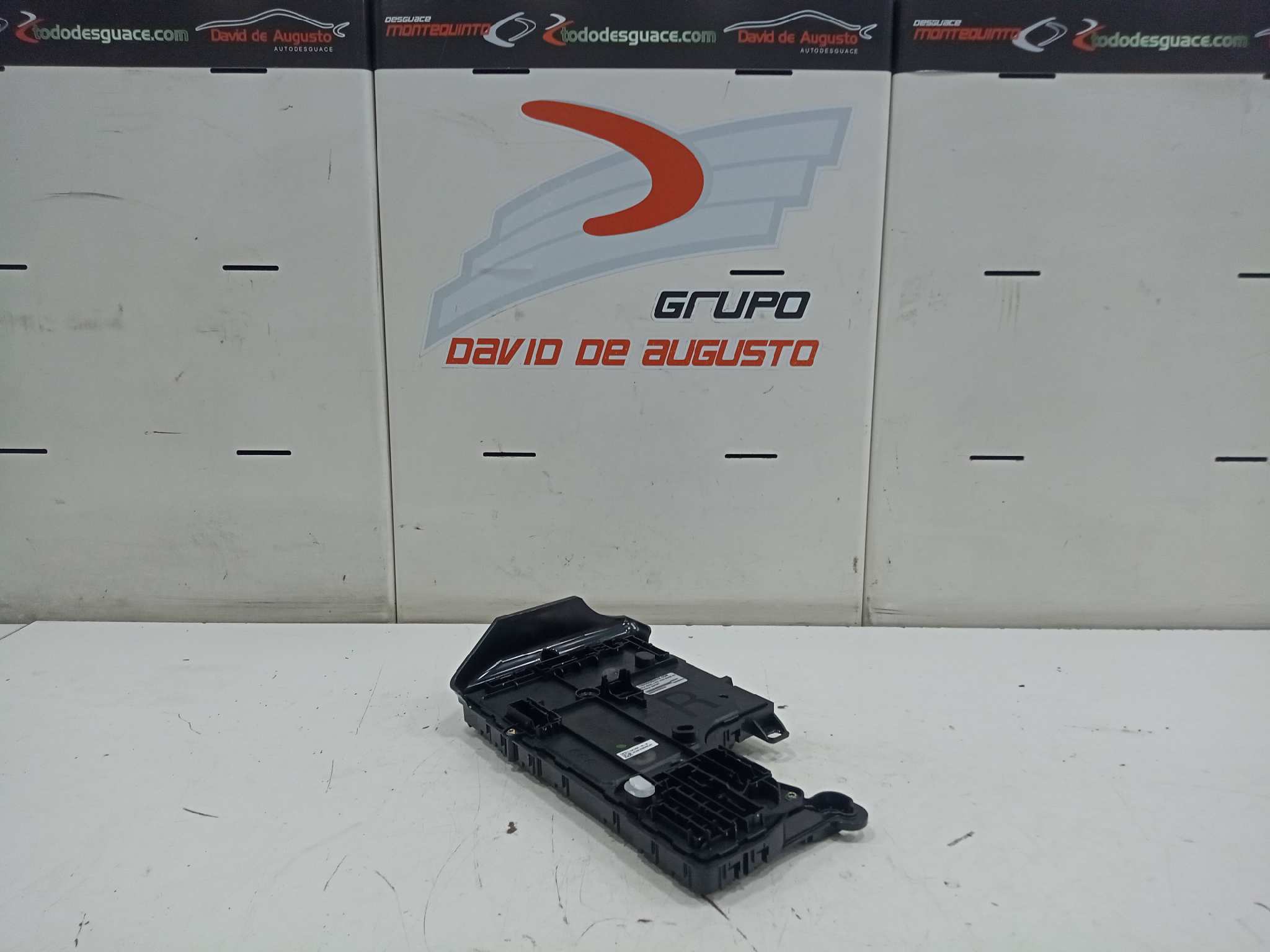  modulo confort   tesla model 3 bev long range awd