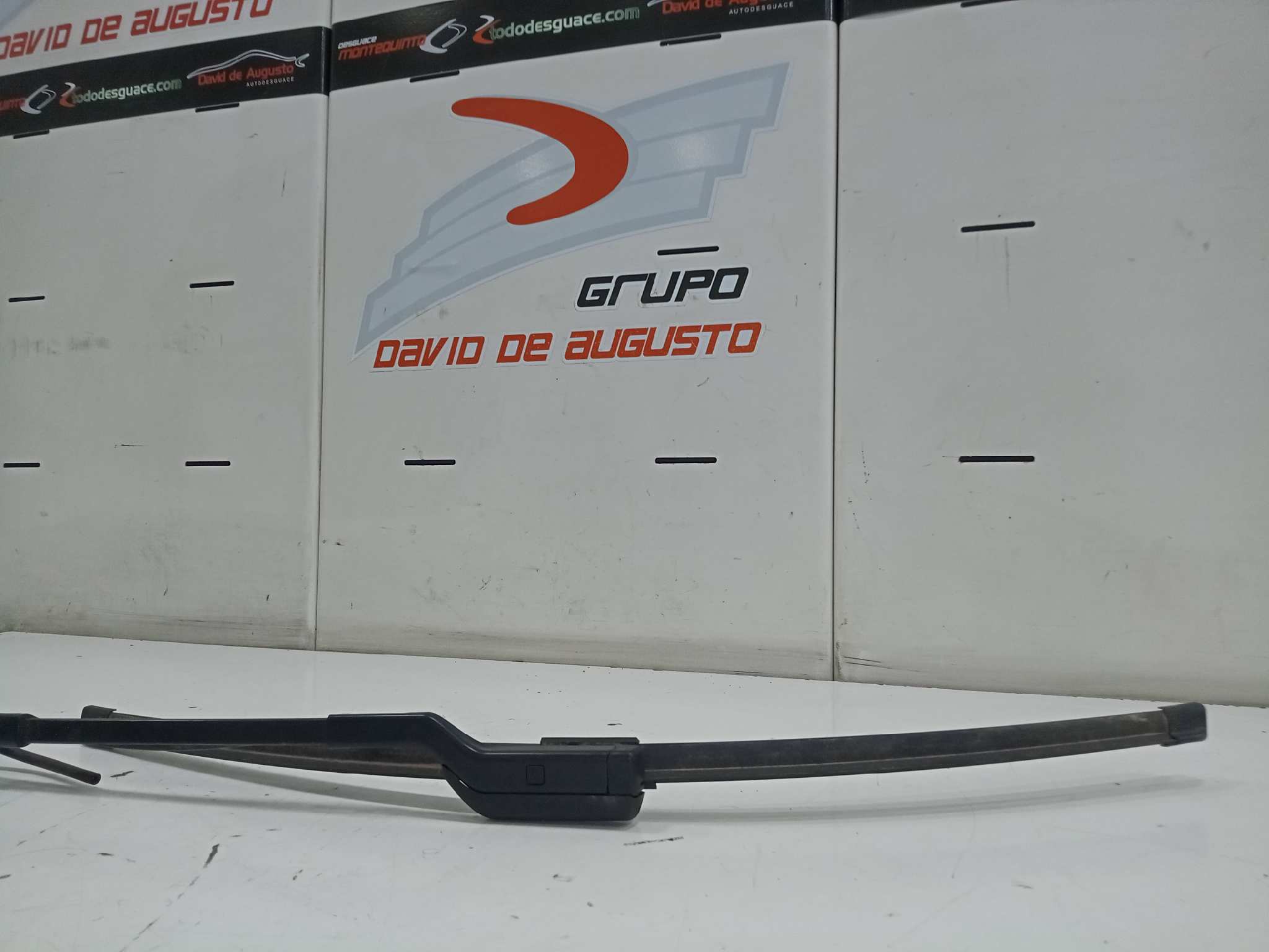  brazo limpia delantero izquierdo   tesla model 3 bev long range awd