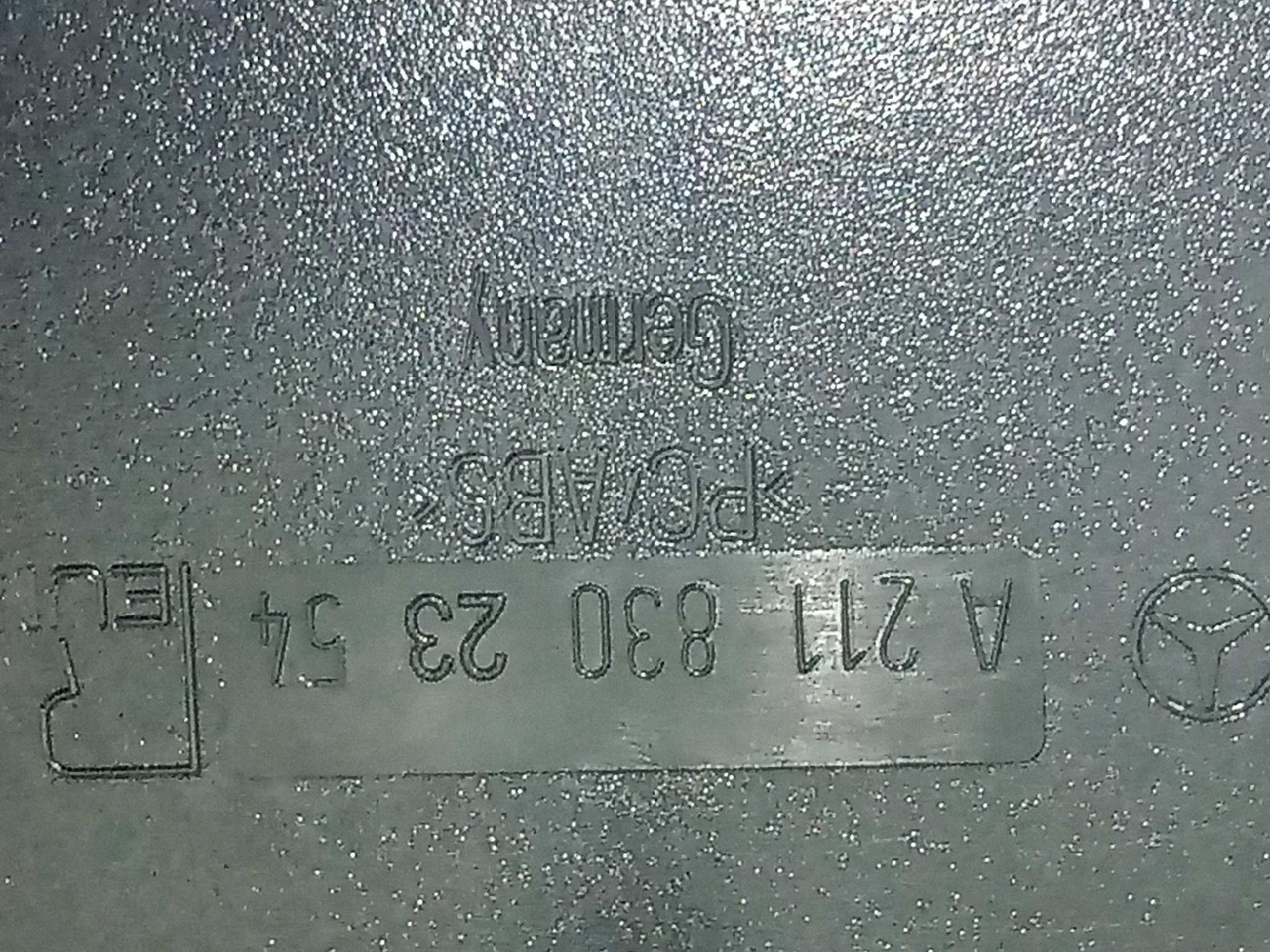58381