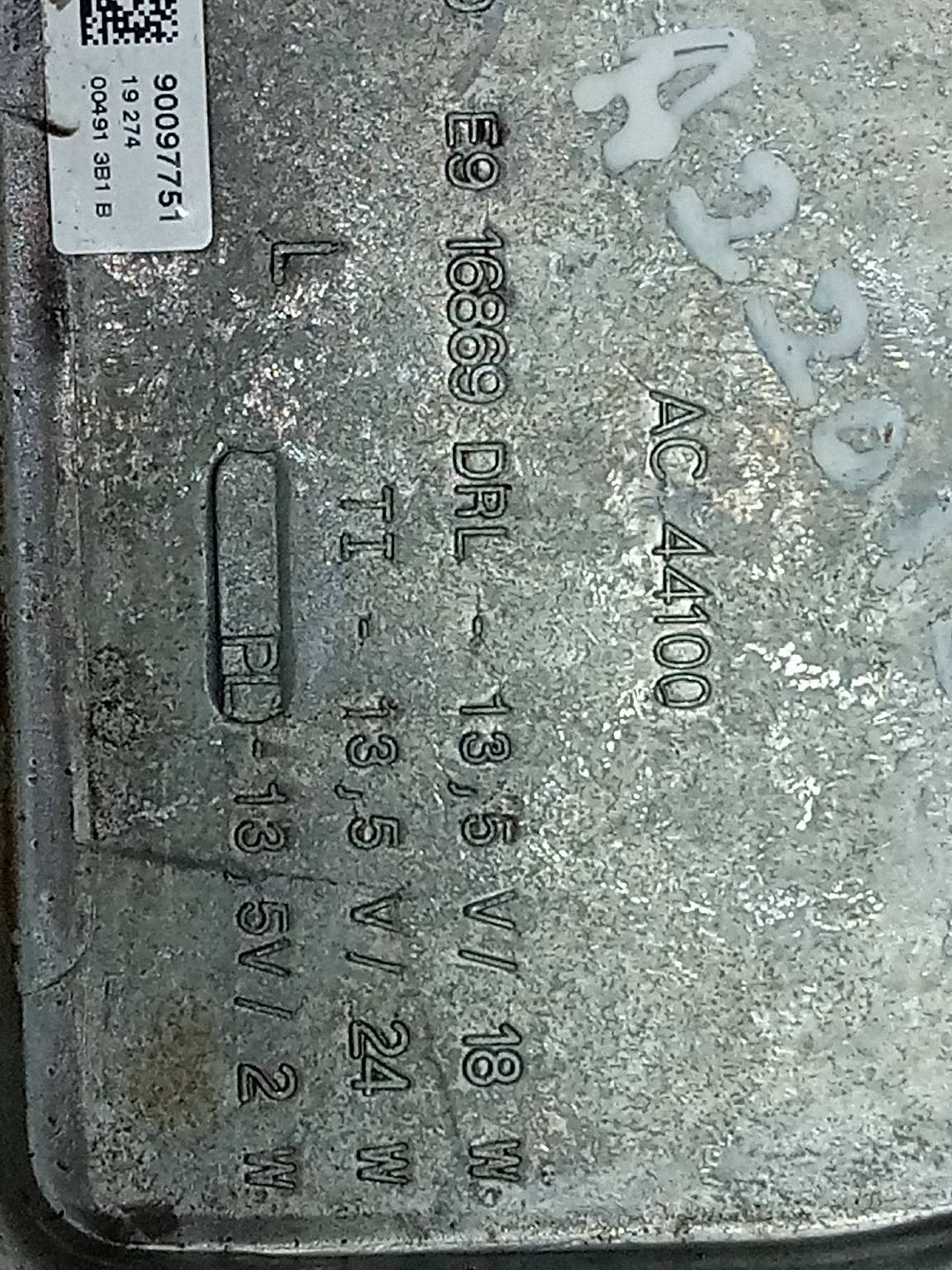 58677
