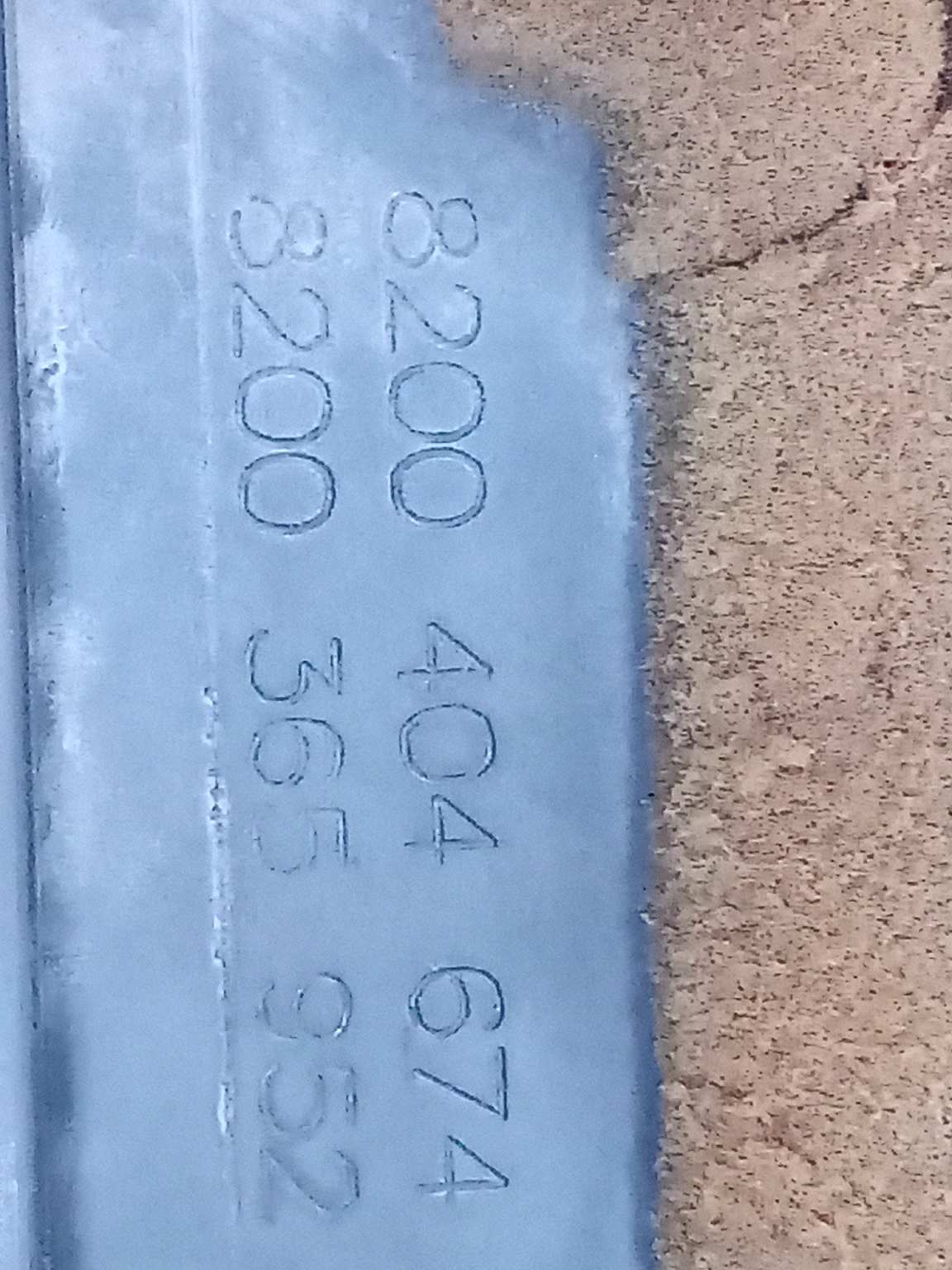 58698
