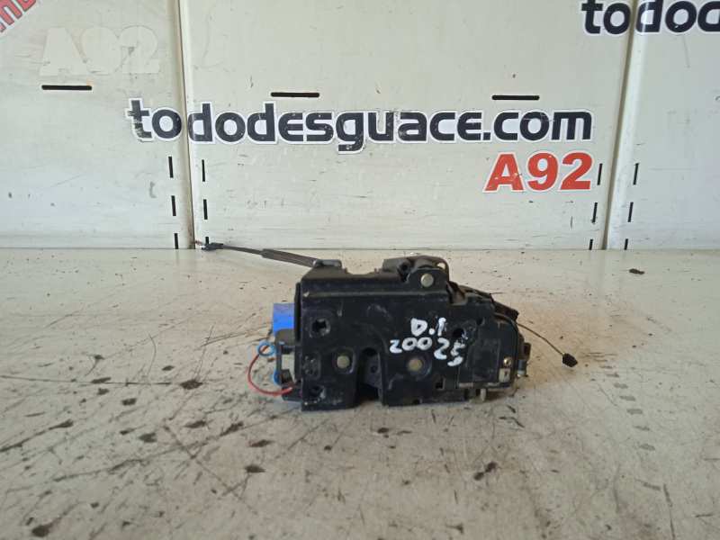  cerradura puerta delantera izquierda   seat ibiza (6l1) cool 1.4 tdi cat (bnm)