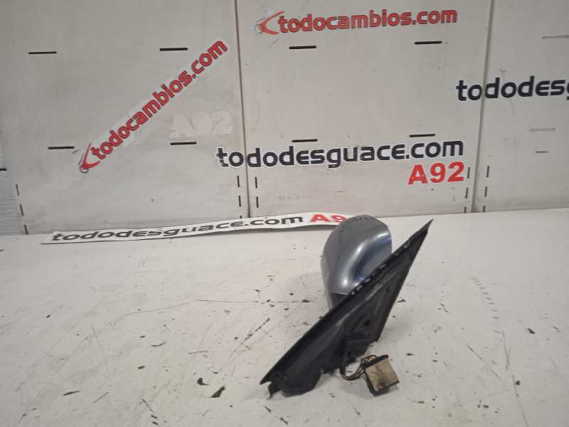  retrovisor derecho   audi a6 avant (4b5) 2.5 tdi 2.5 v6 24v tdi cat (aym)