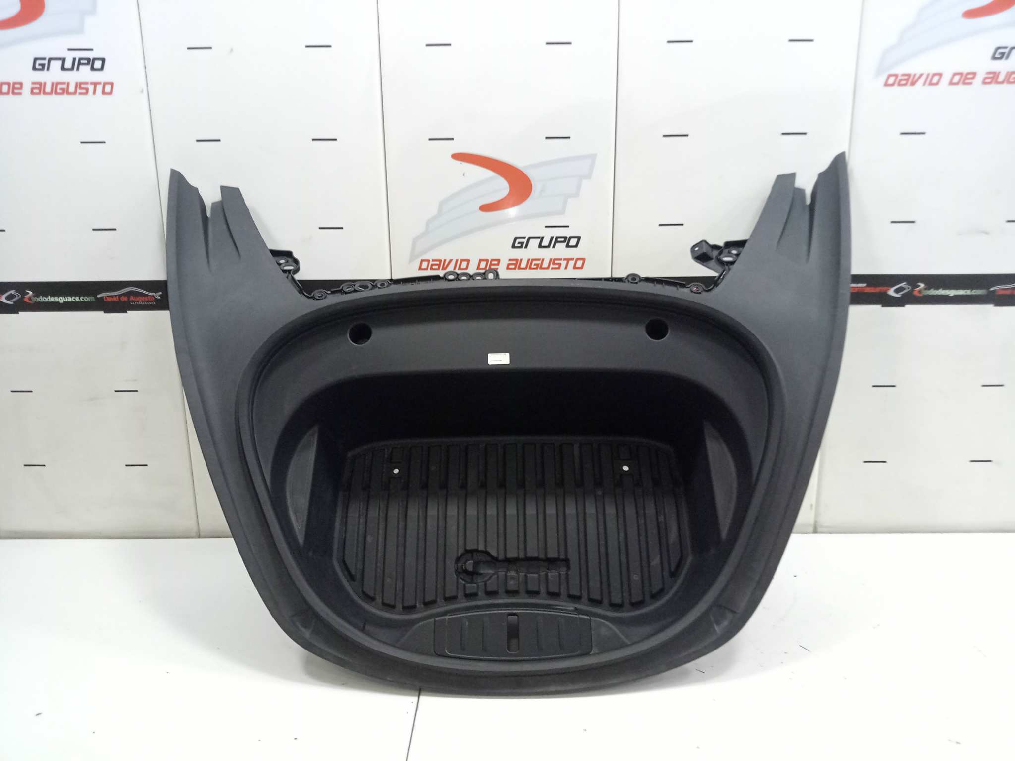  guarnecido maletero delantero   tesla model 3 bev long range awd