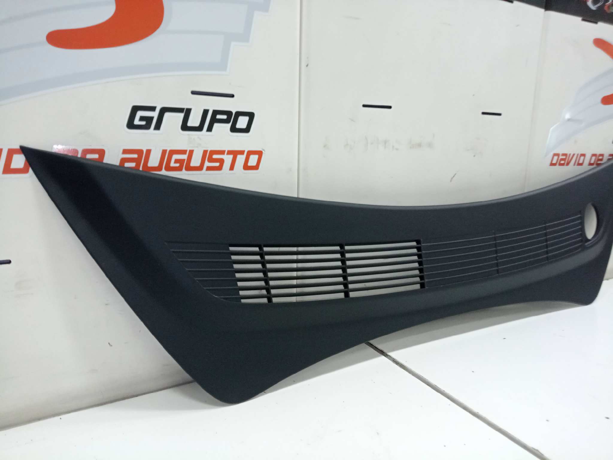  rejilla plastico ovan   tesla model 3 bev long range awd