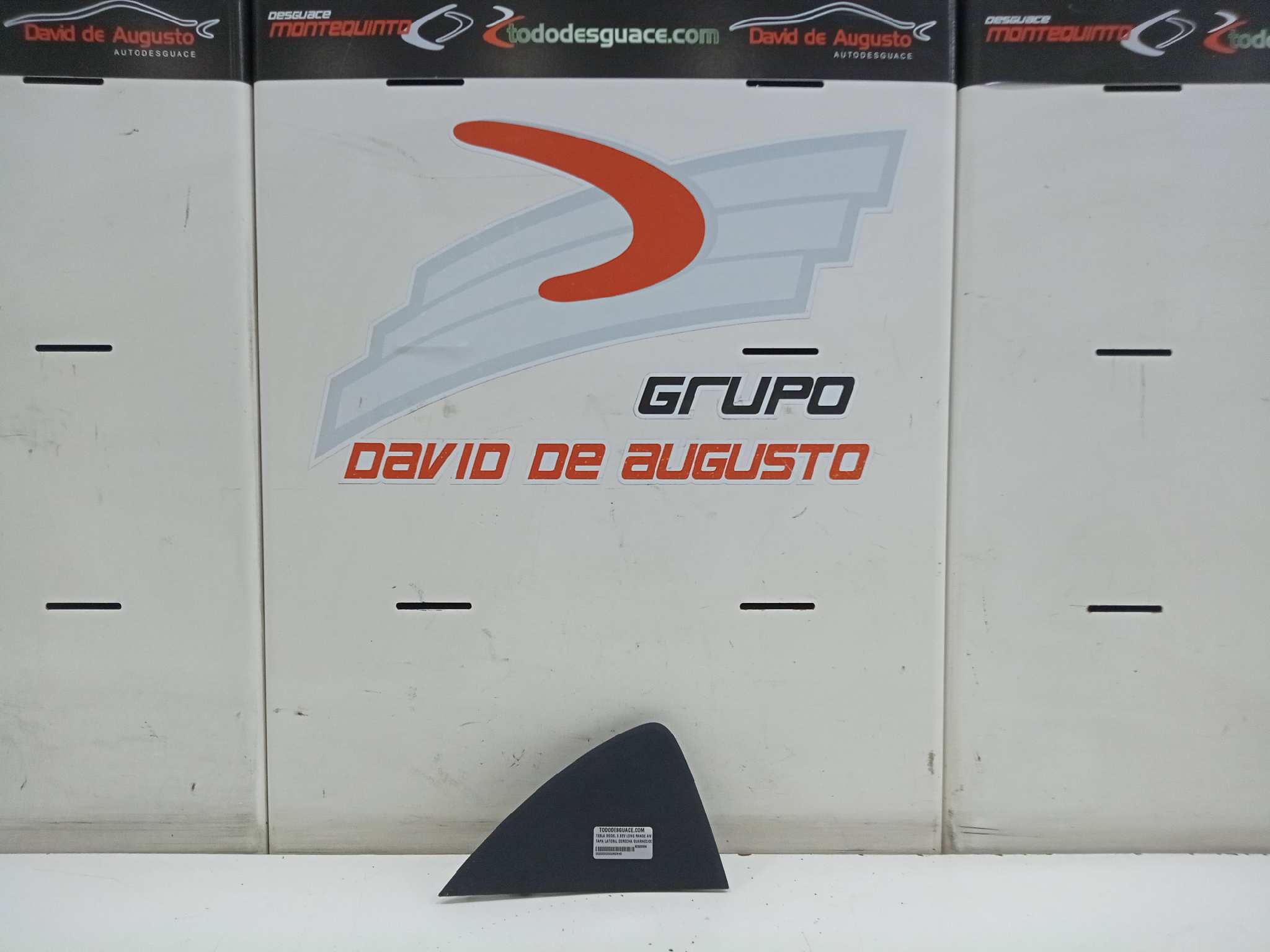  tapa lateral derecha guarnecido salpicadero   tesla model 3 bev long range awd